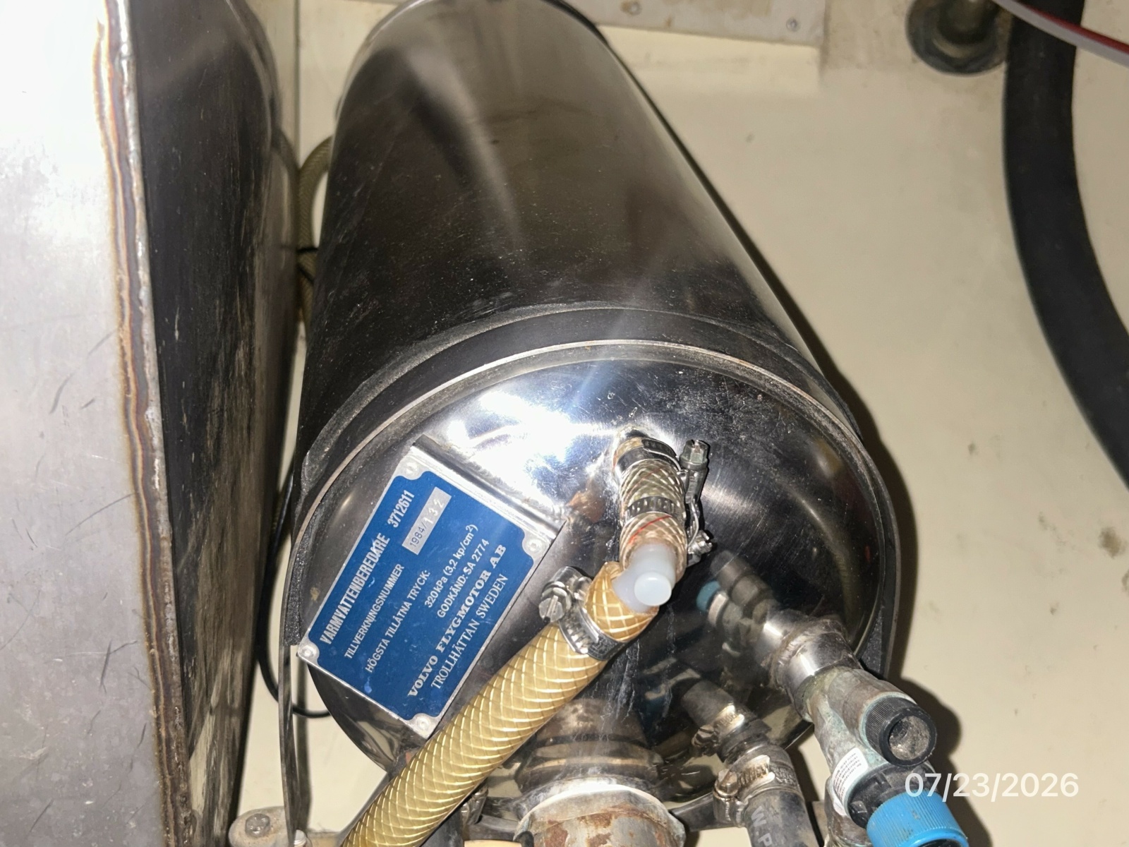 35' Scanmar water heater