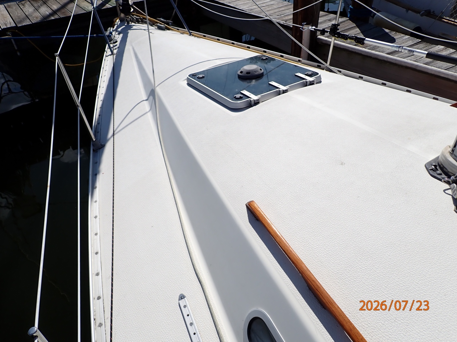 35' Scanmar foredeck2
