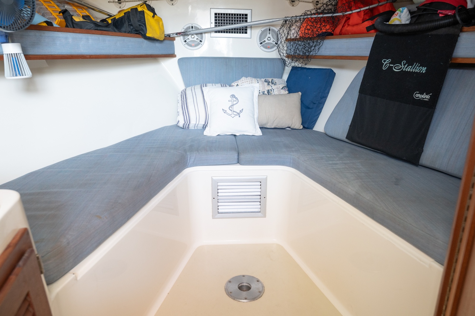 2001 Carolina Classic 28 Express