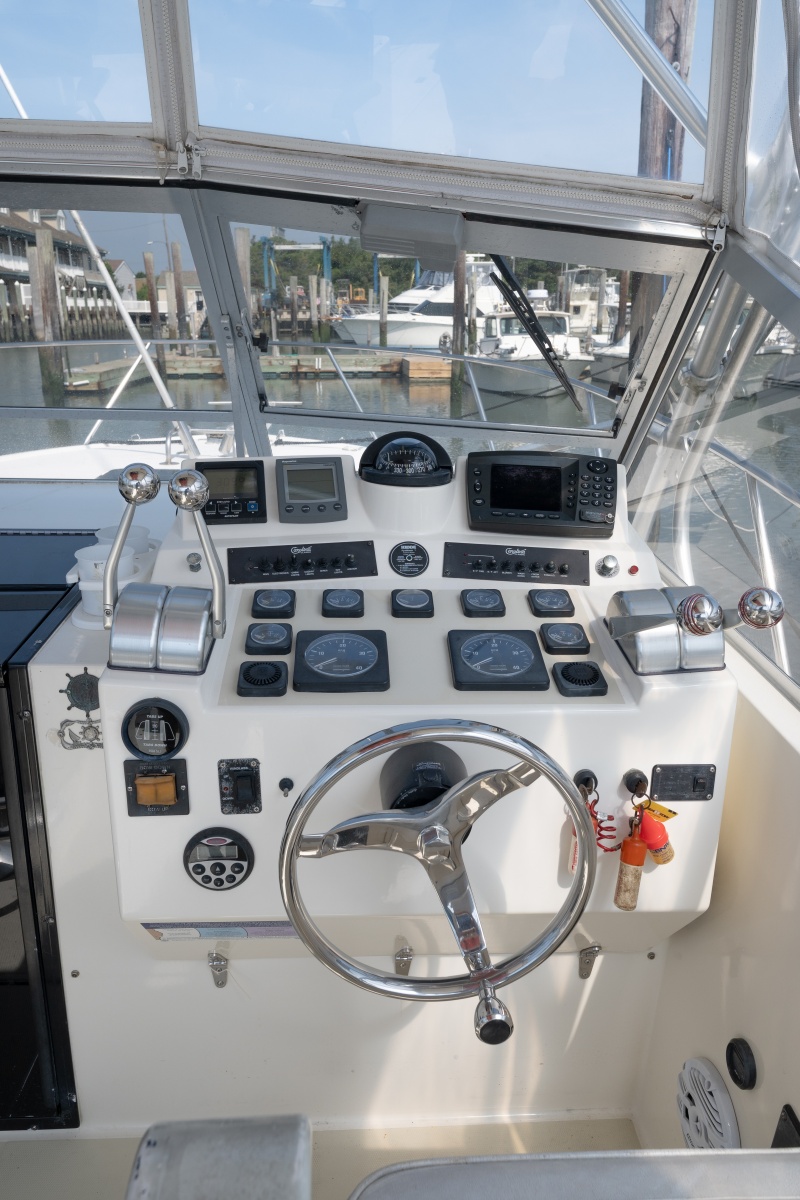 2001 Carolina Classic 28 Express