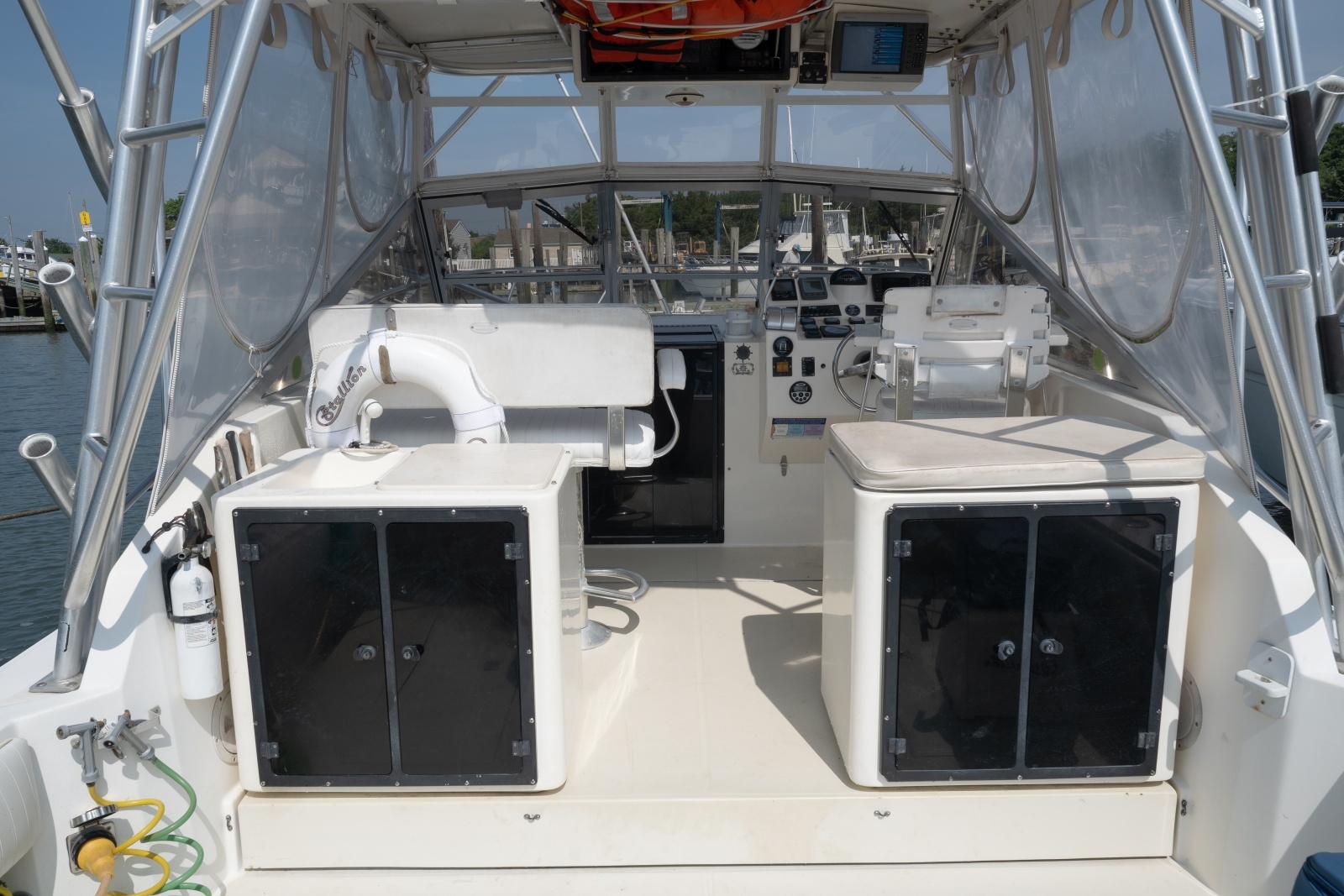 2001 Carolina Classic 28 Express