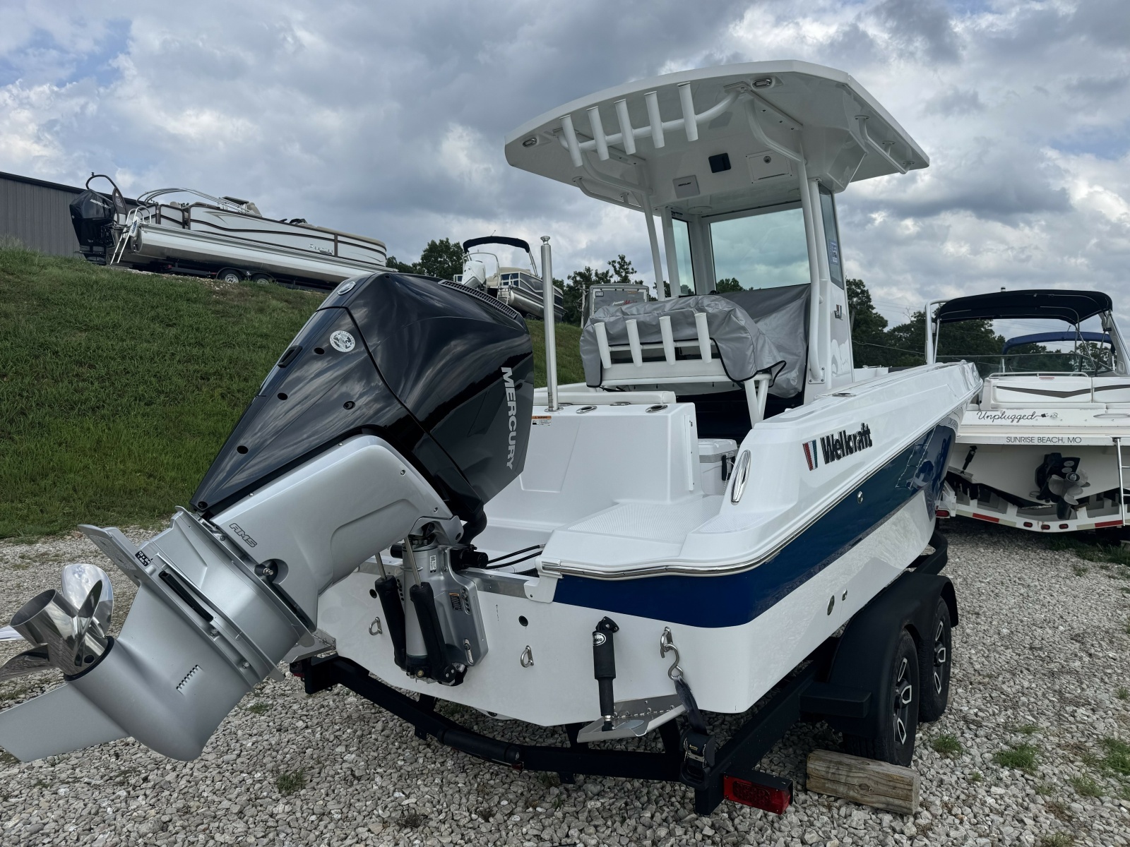 22ft Wellcraft Yacht For Sale