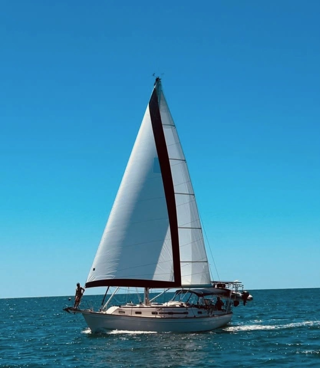 1996 Island Packet 40