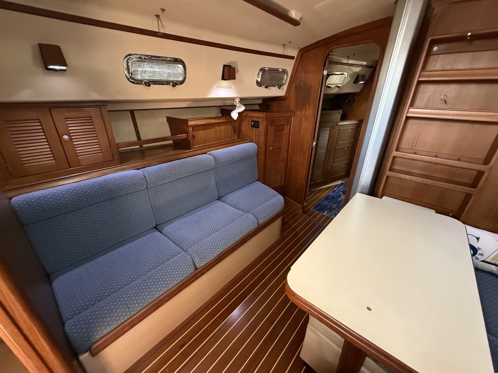 1996 Island Packet 40