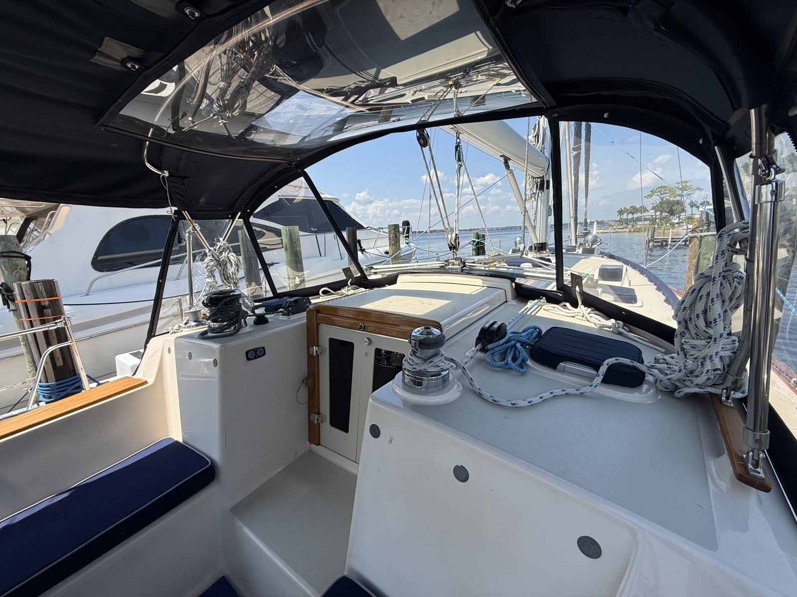 1996 Island Packet 40