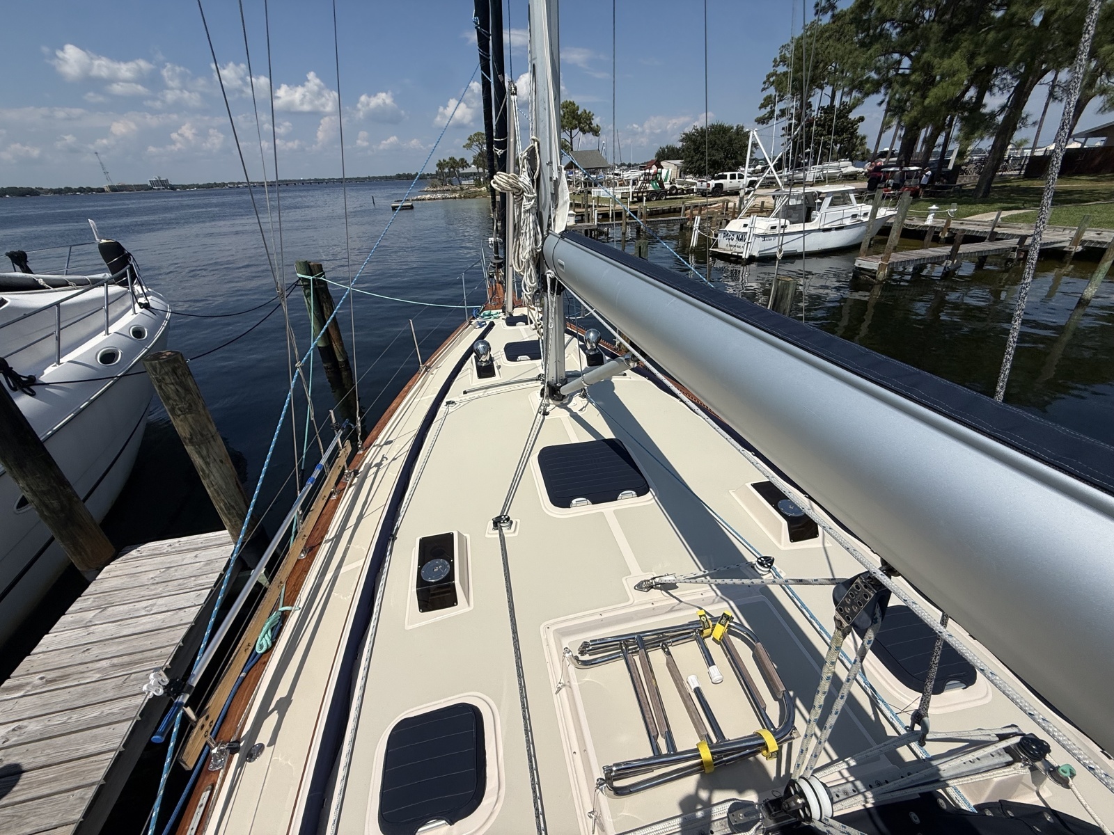 1996 Island Packet 40
