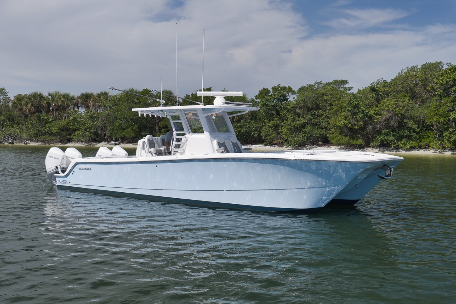 2025 Invincible 35 Catamaran