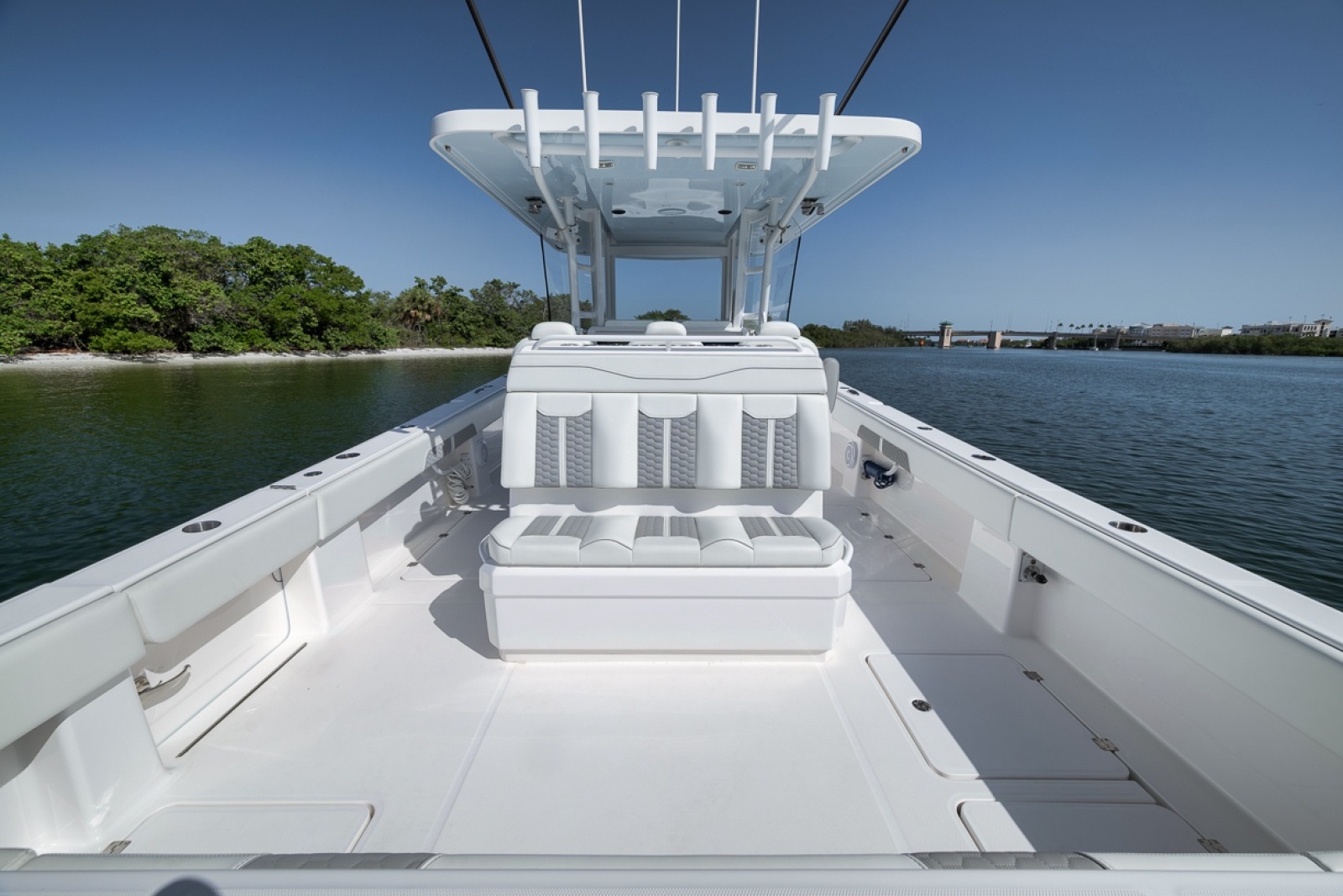 2025 Invincible 35 Catamaran