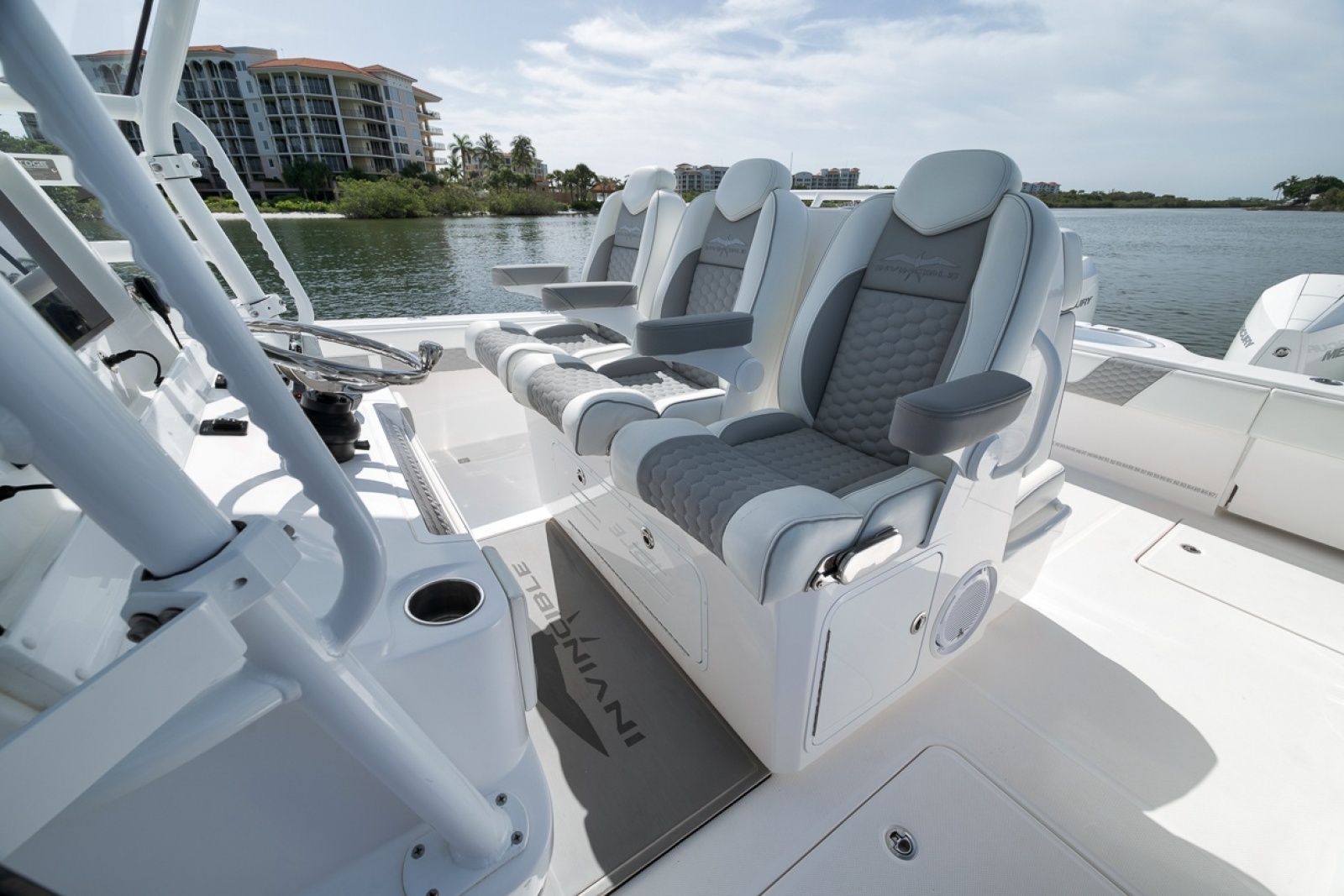 2025 Invincible 35 Catamaran
