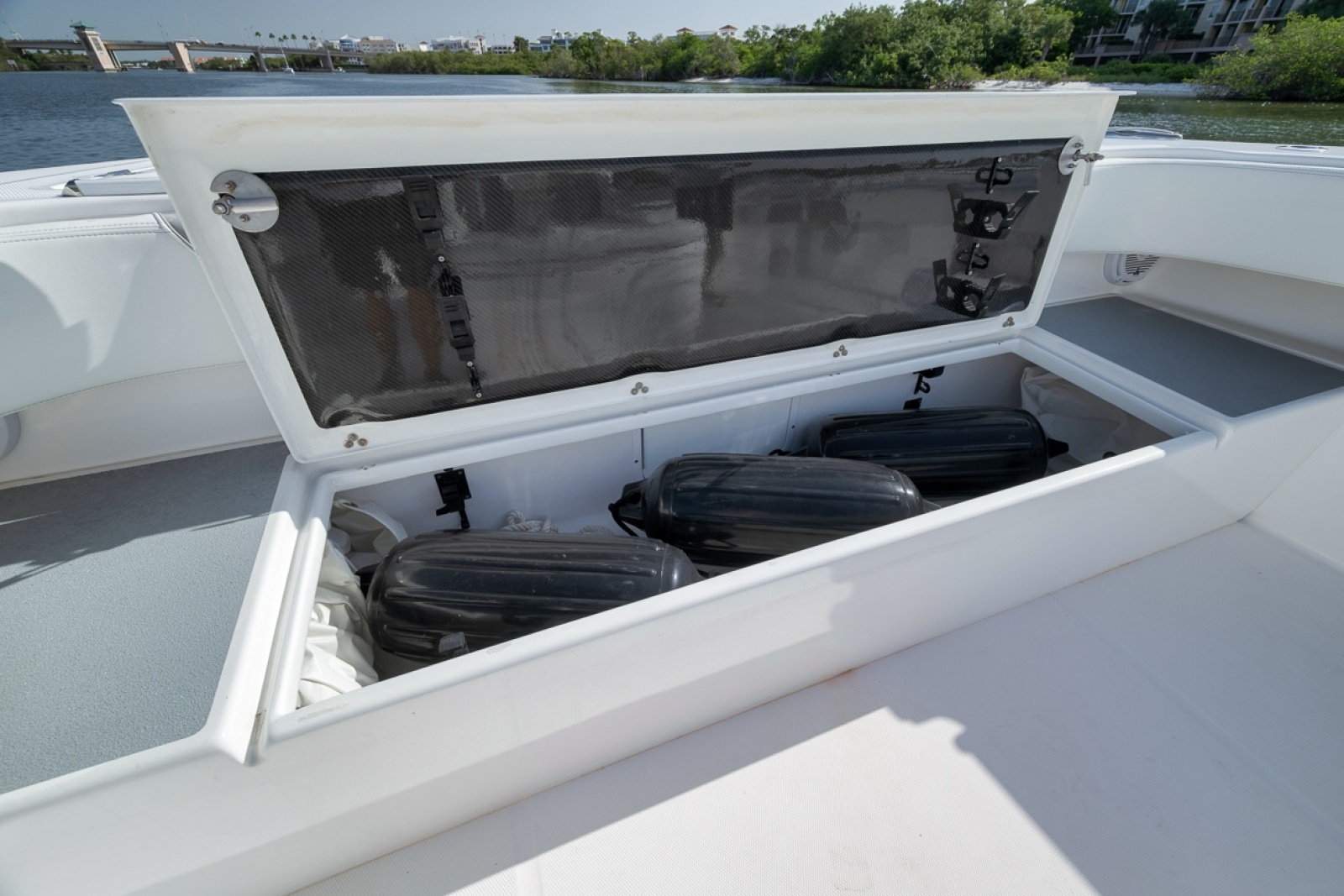 2025 Invincible 35 Catamaran