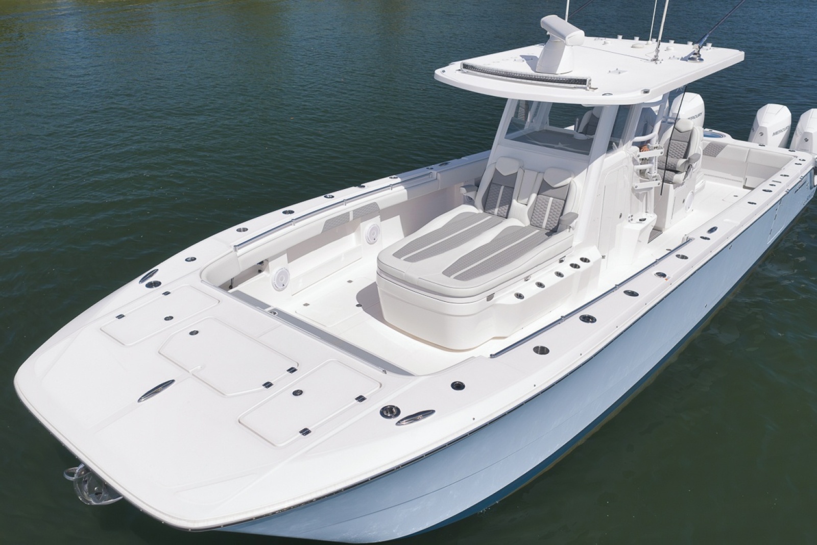 2025 Invincible 35 Catamaran