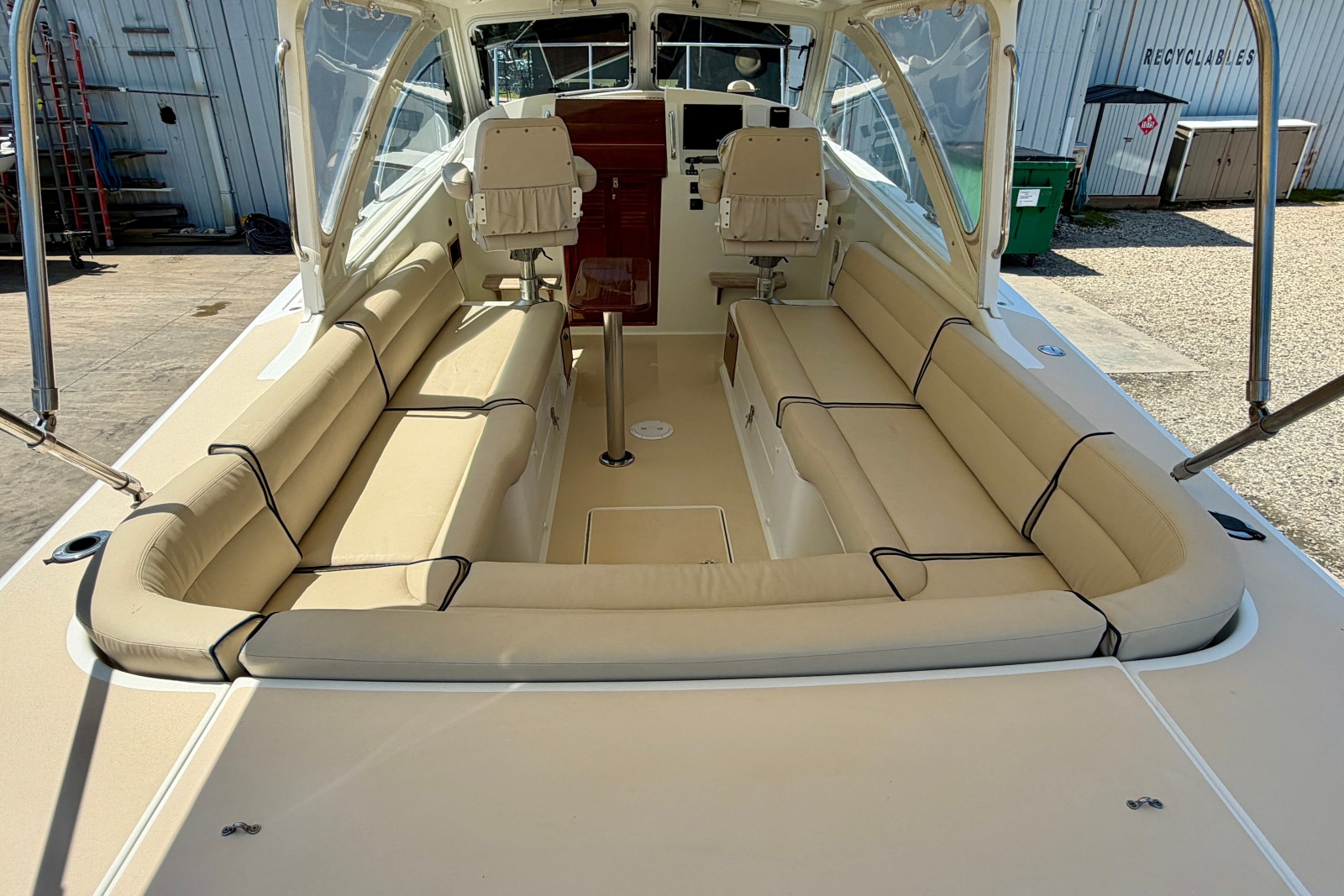 2009 MJM 29z