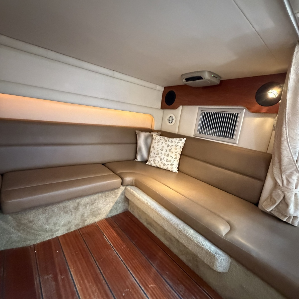 2008 Crownline 340 CR
