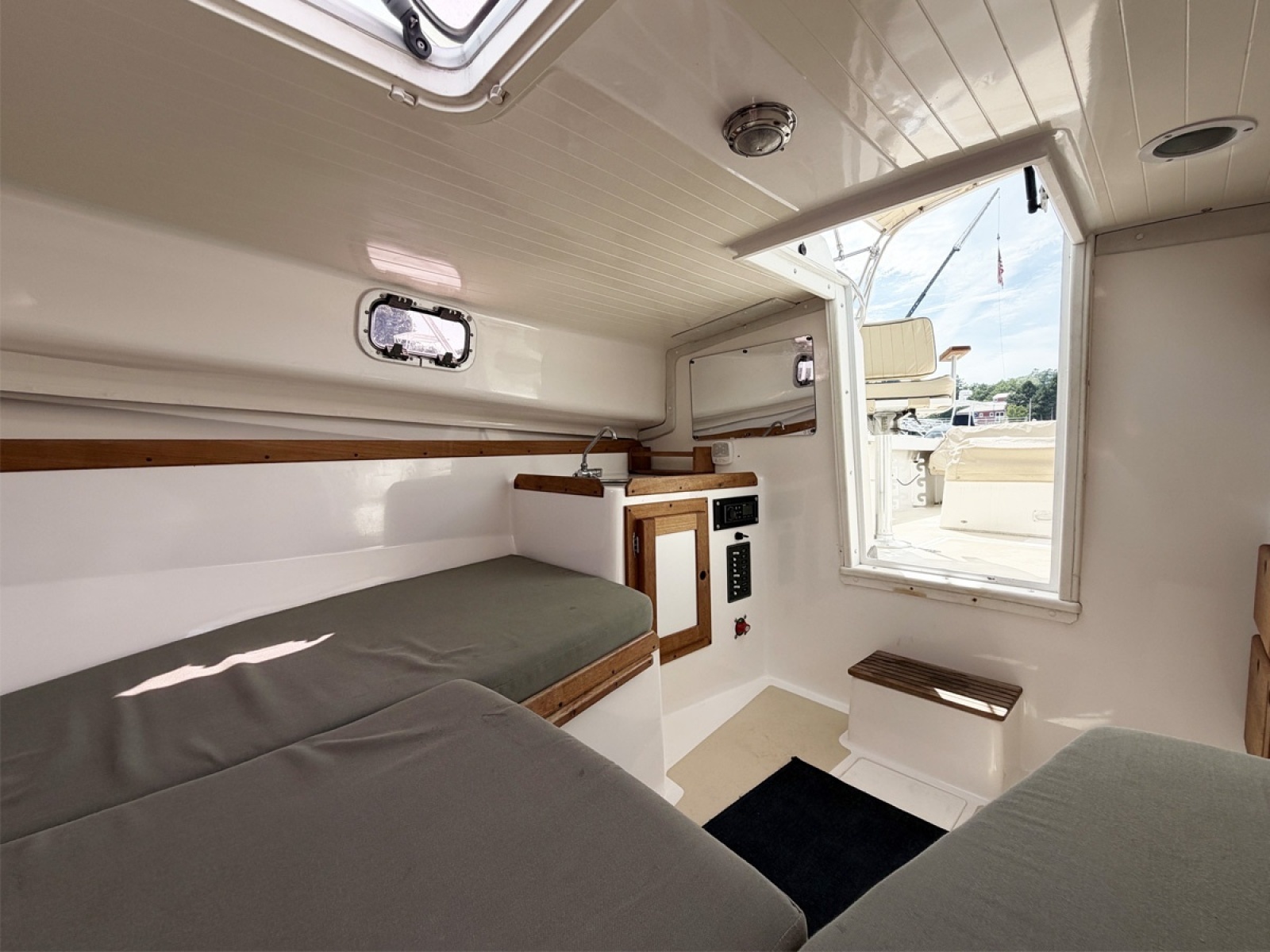 Cabin Looking Aft