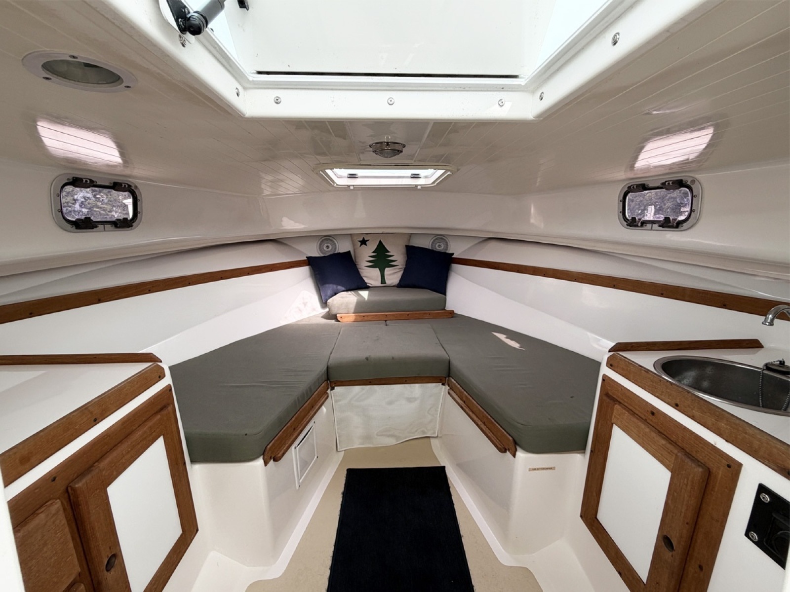 V-Berth