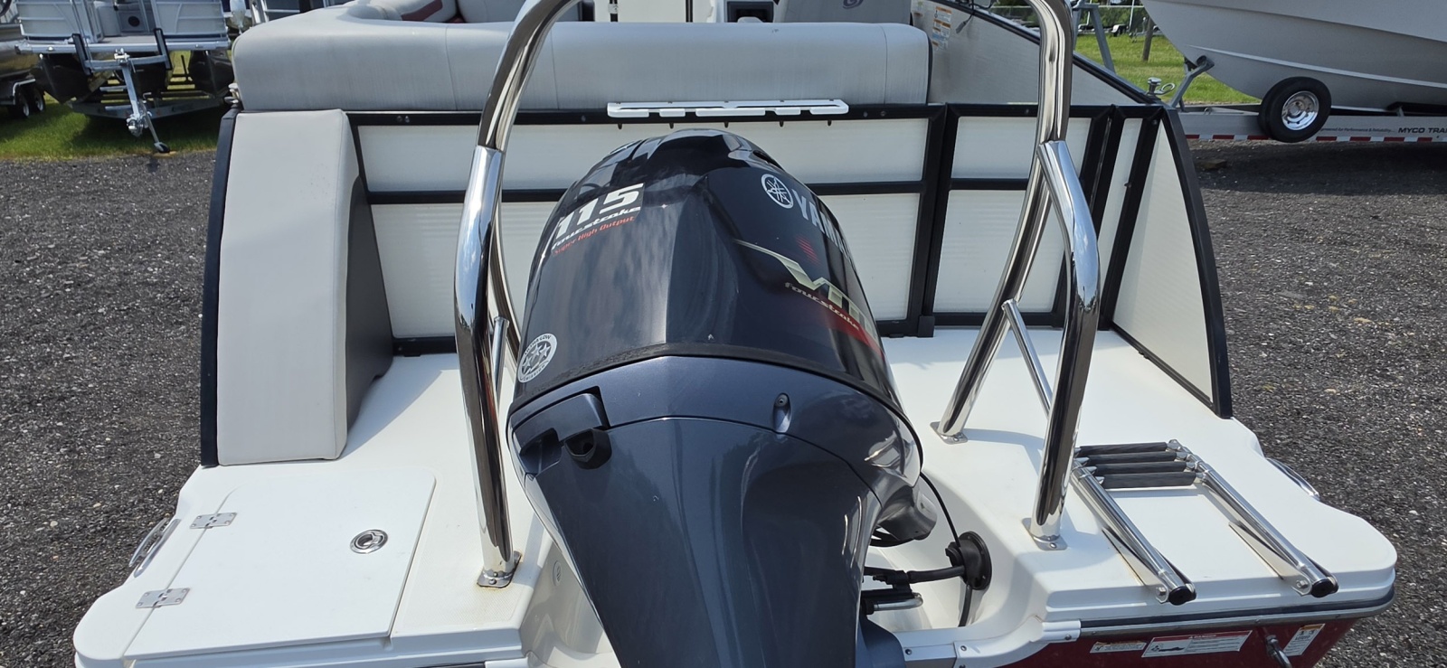 2023 Hurricane FunDeck 1960 RE OB