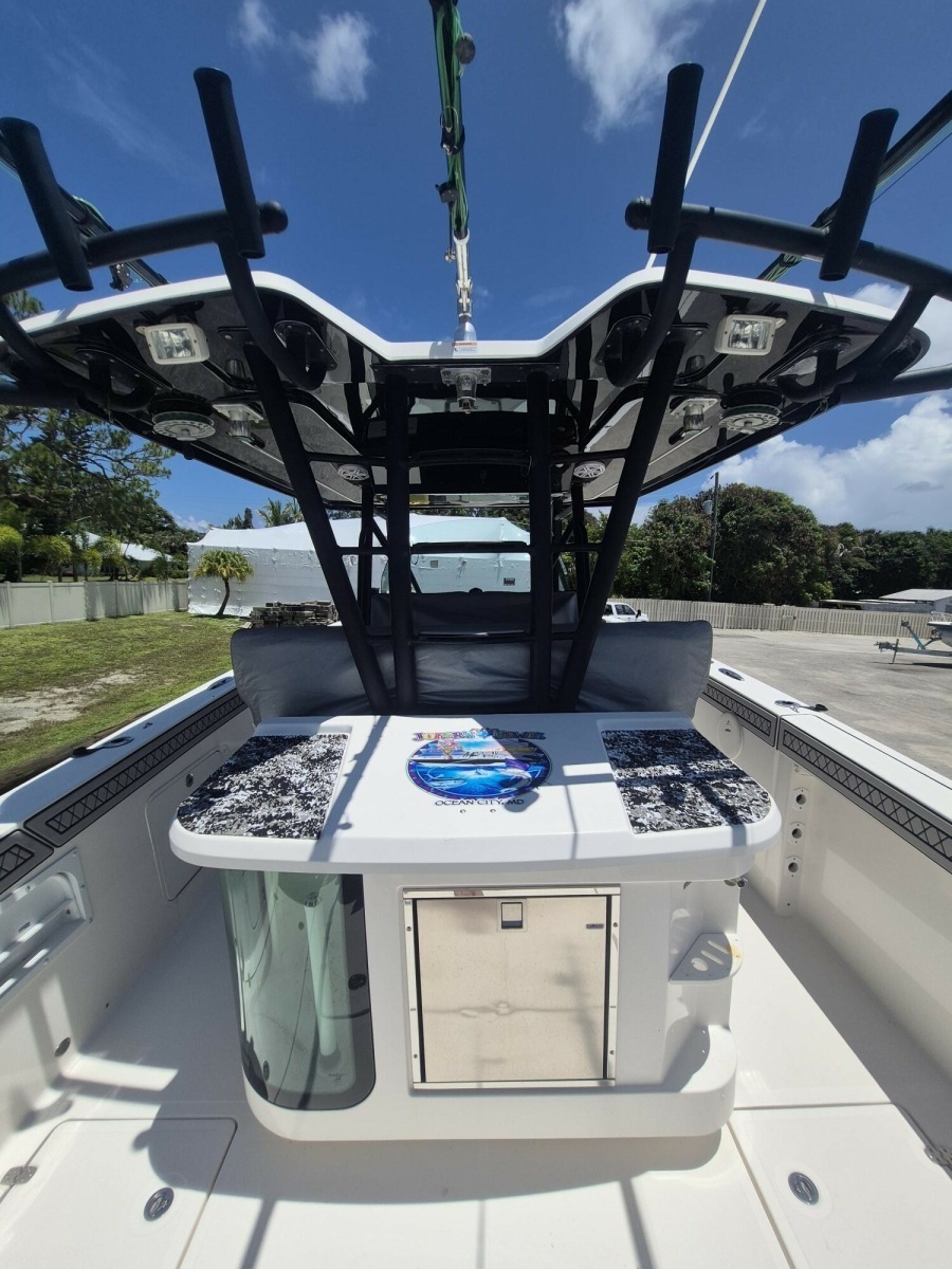 Wellcraft 35 JOKER'S JEWEL - Exterior Helm