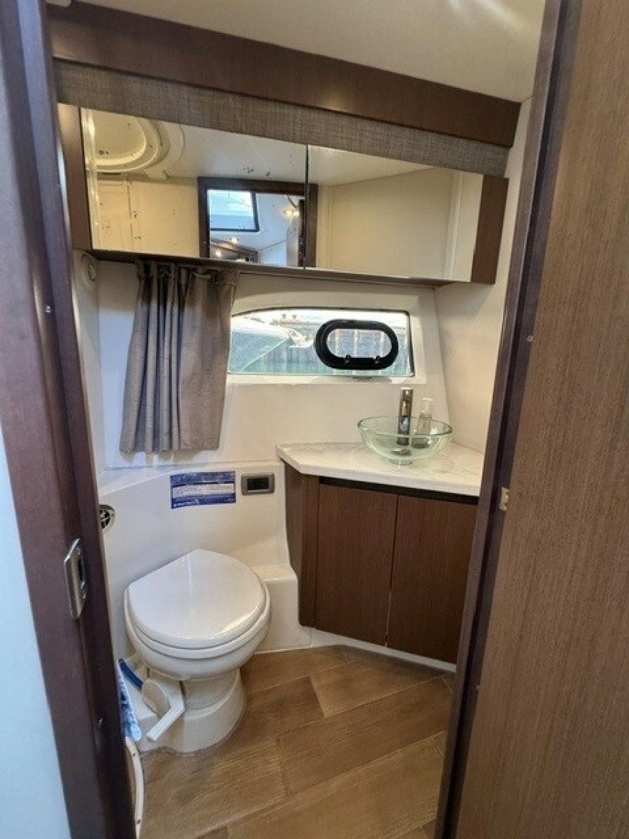 2017 Sea Ray 400 Sundancer