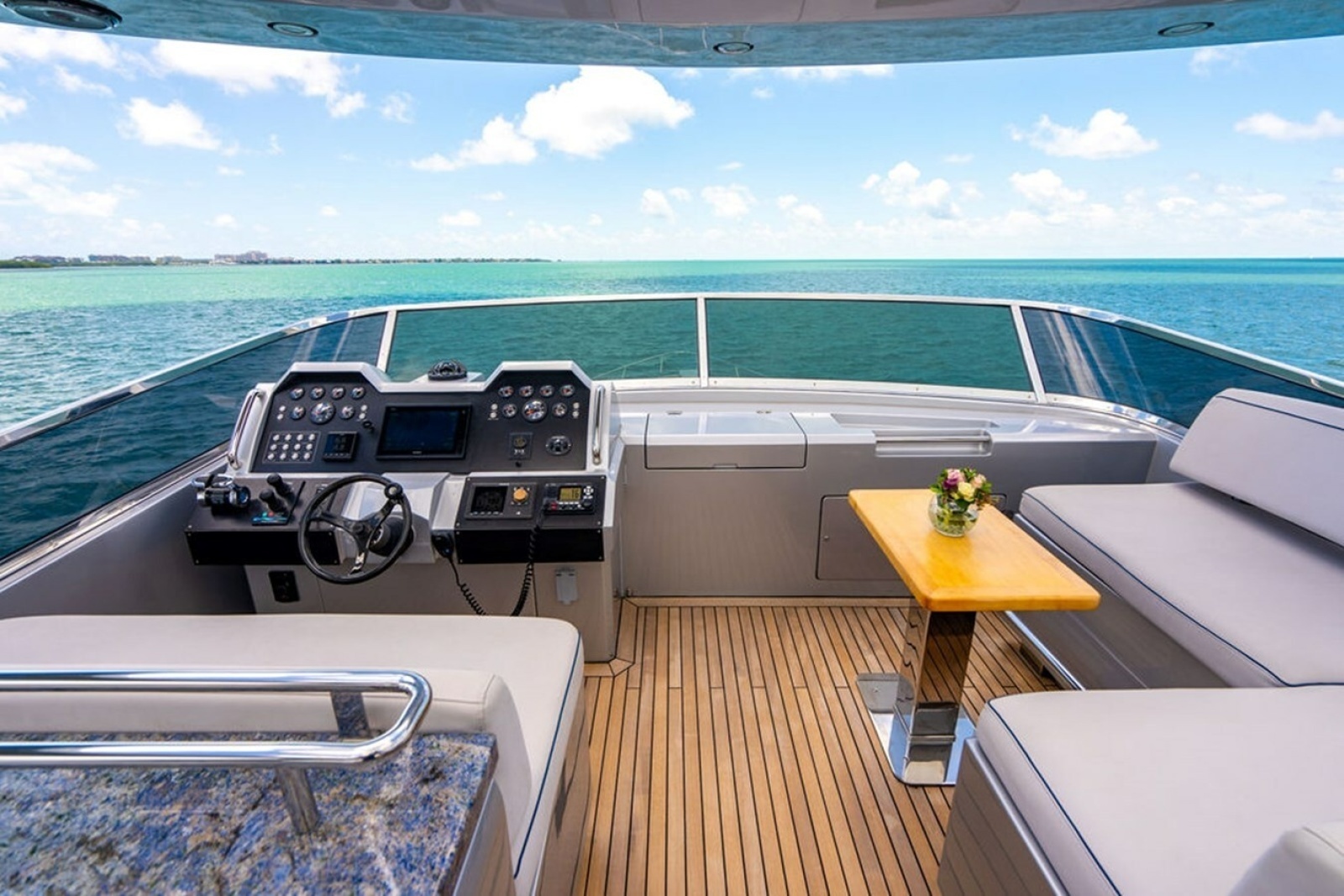 2008 Azimut Flybridge