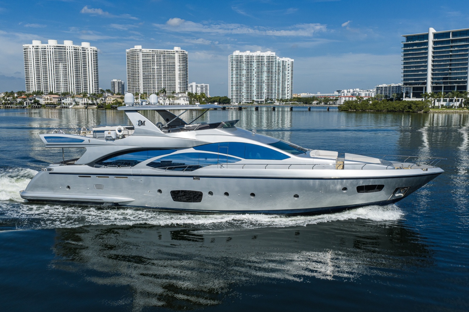 95' 2008 Azimut Flybridge