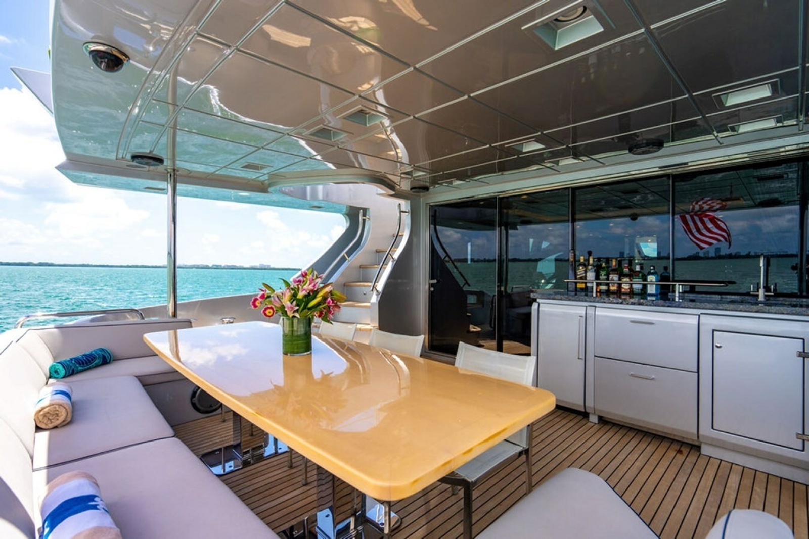 2008 Azimut Flybridge