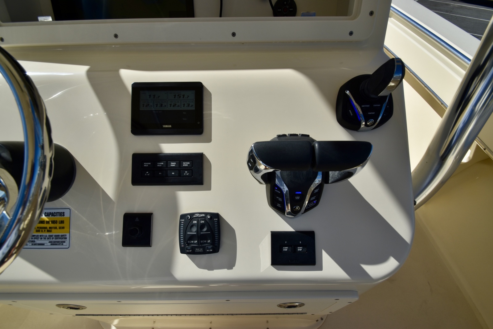26ft Jones Brothers Yacht For Sale