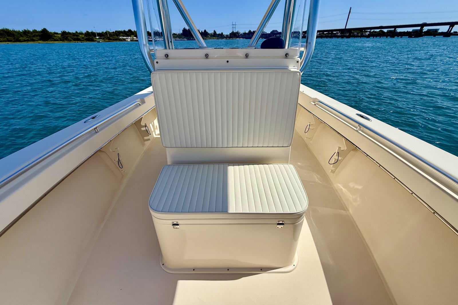 2024 Jones Brothers Cape Fisherman 26