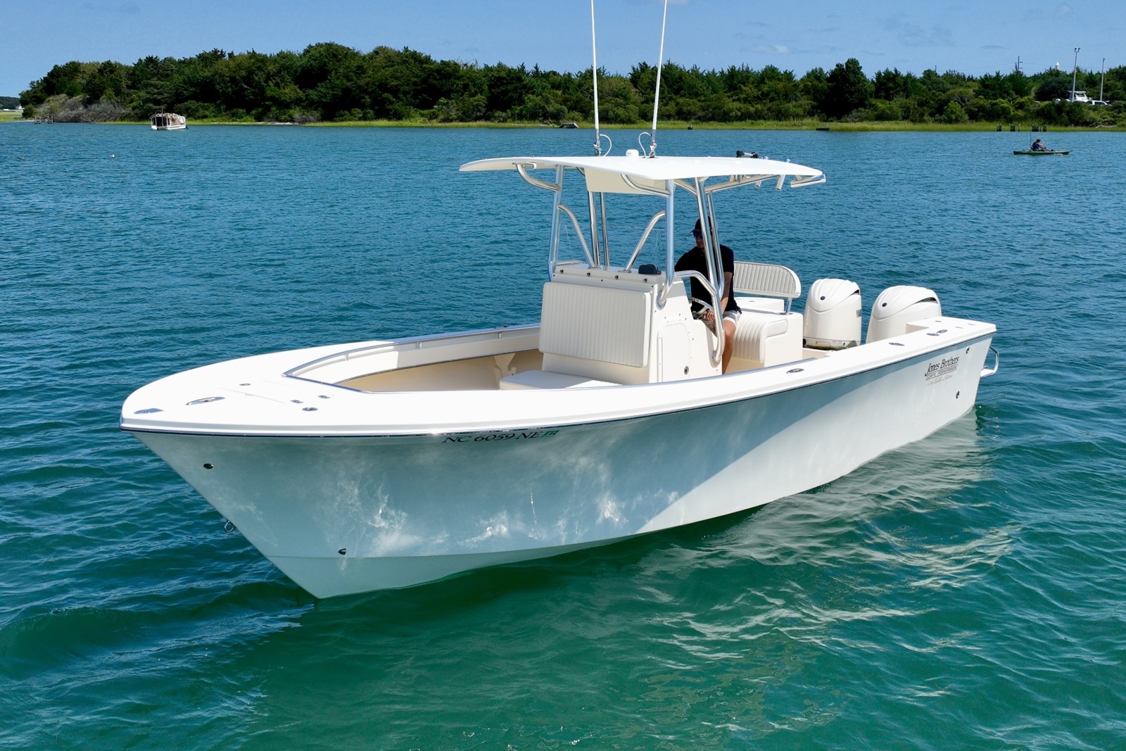 2024 Jones Brothers Cape Fisherman 26