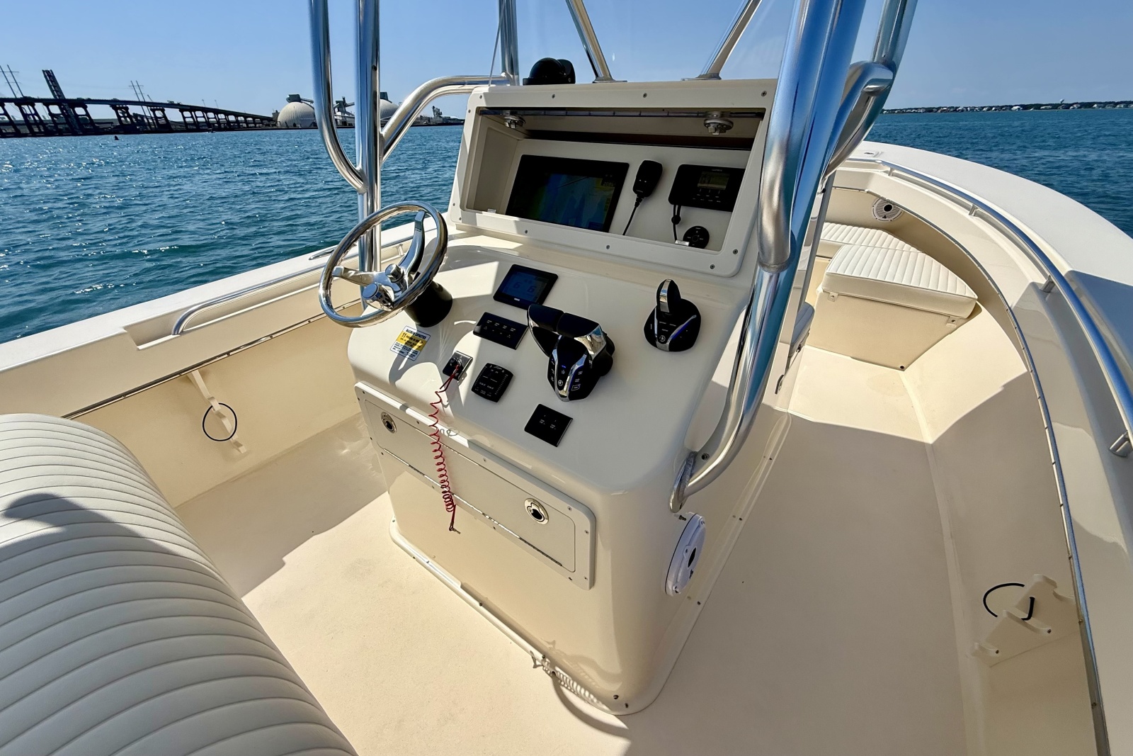 2024 Jones Brothers Cape Fisherman 26