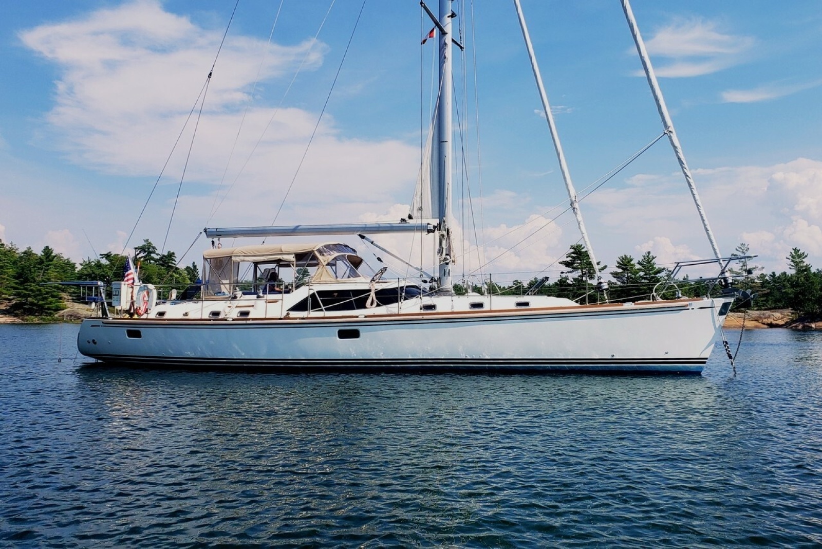 2016 Hylas 56