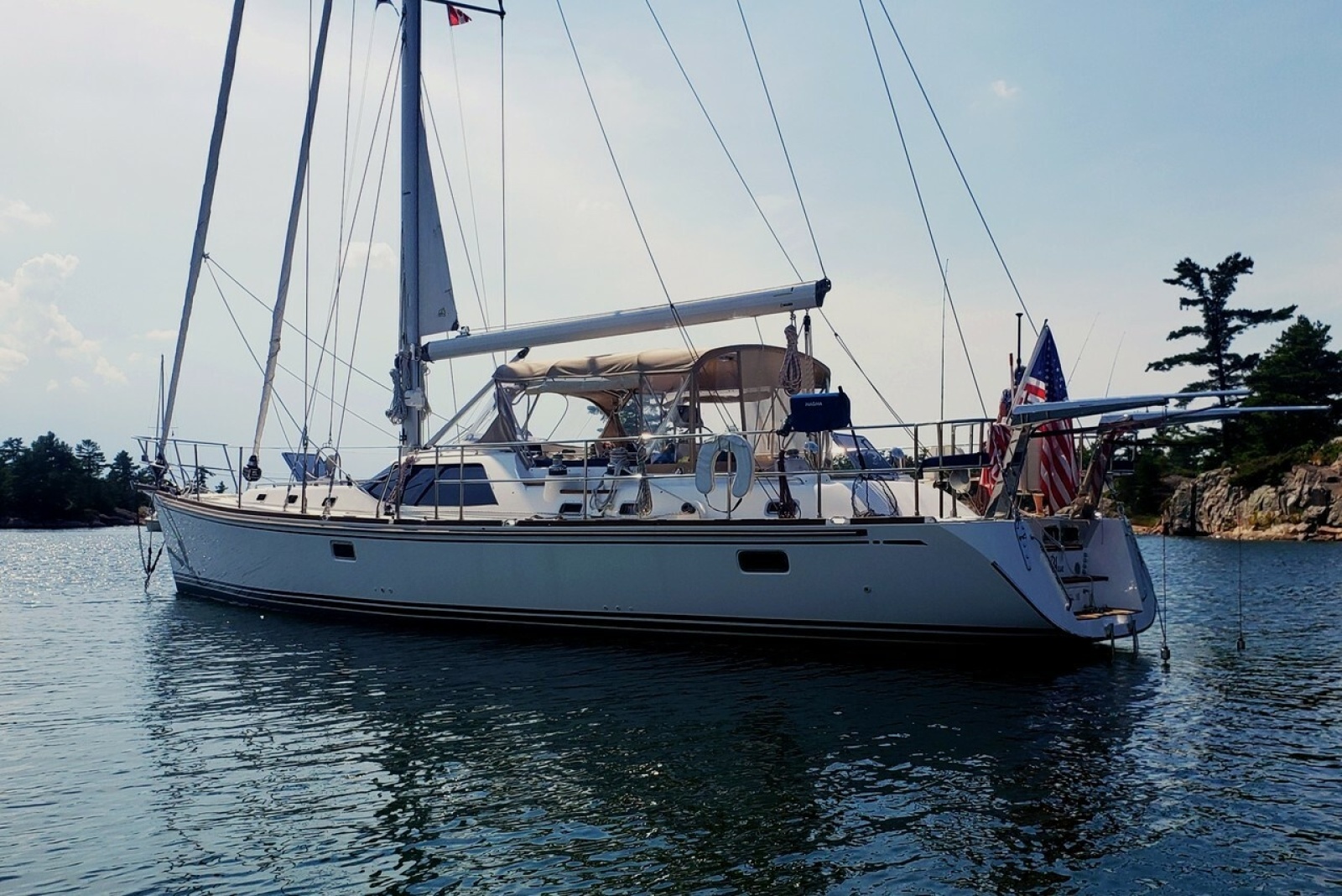 2016 Hylas 56