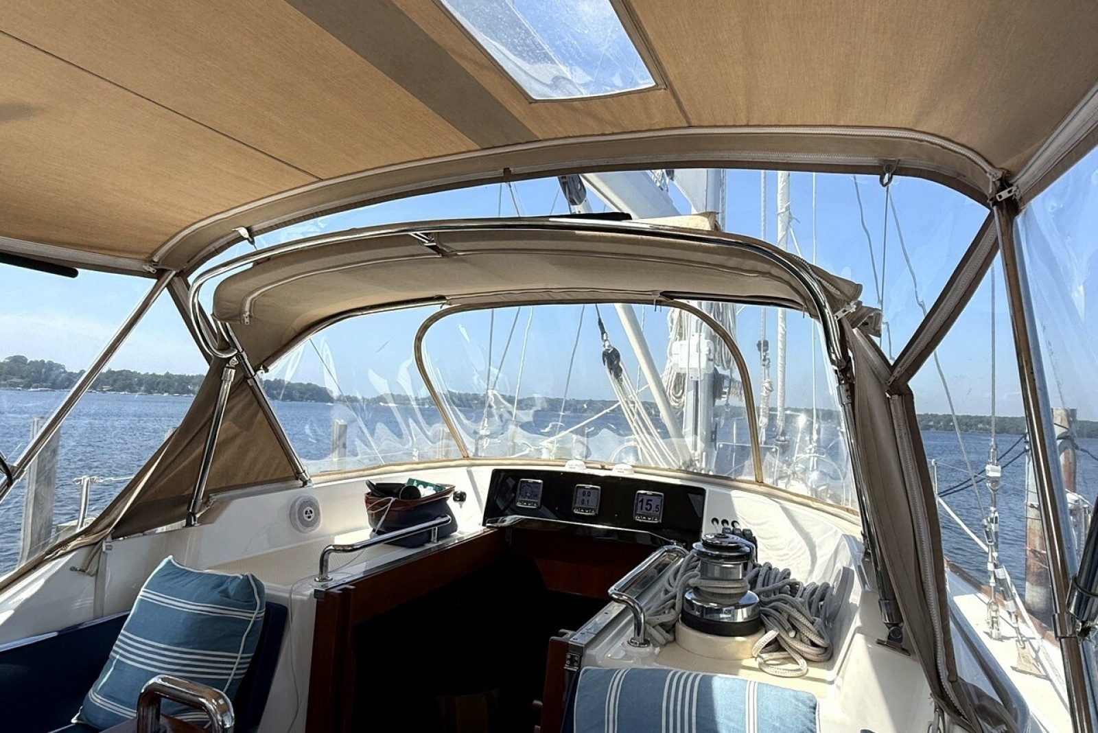 2016 Hylas 56