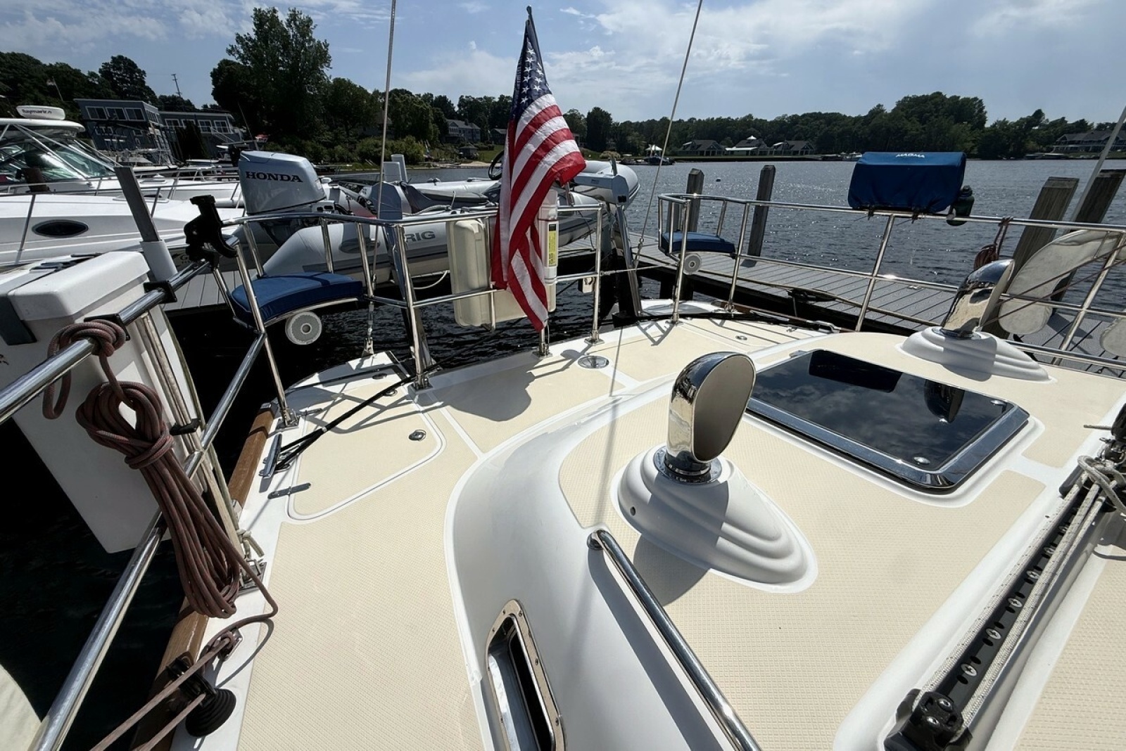 2016 Hylas 56