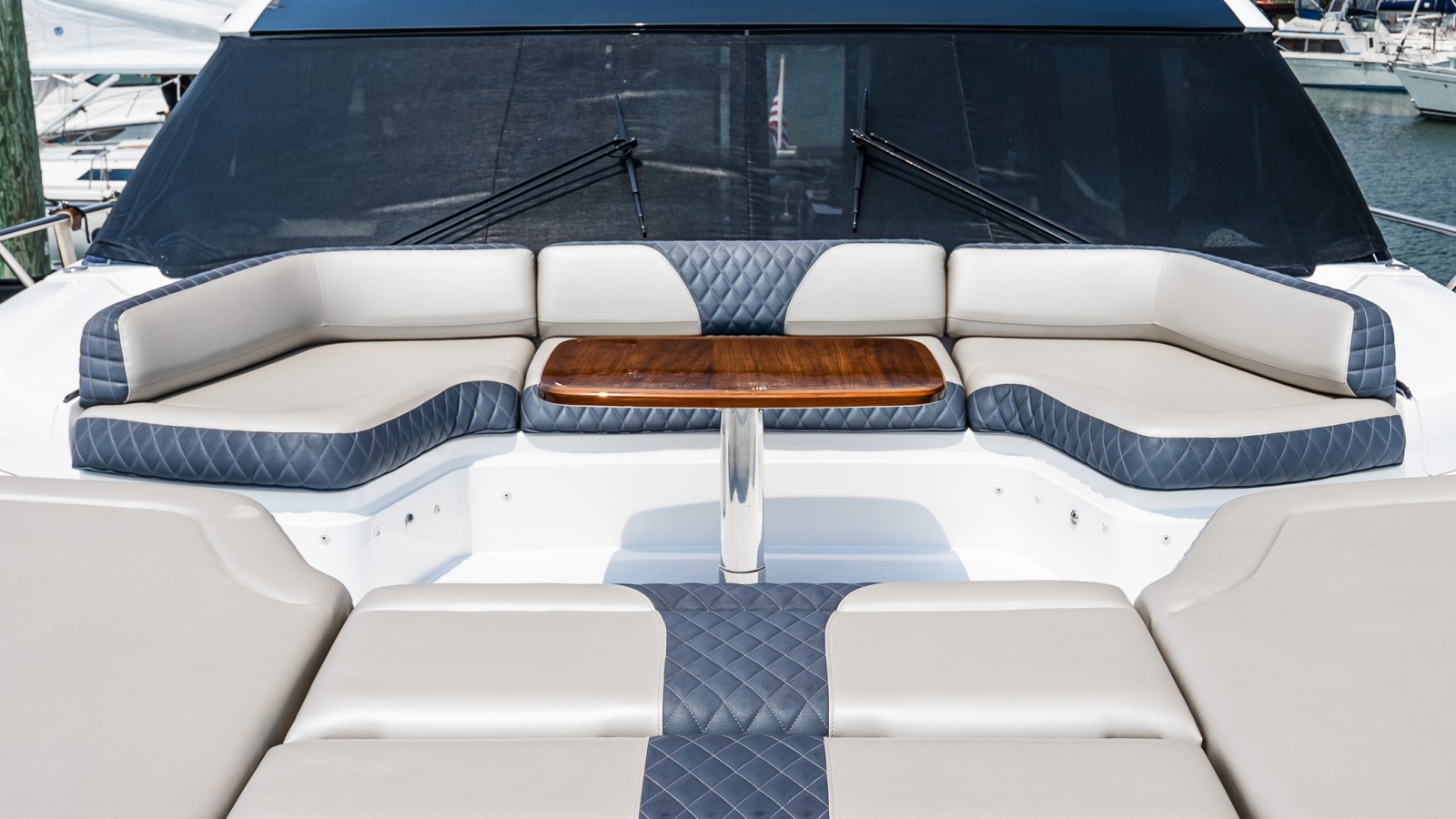 2019 Princess S78