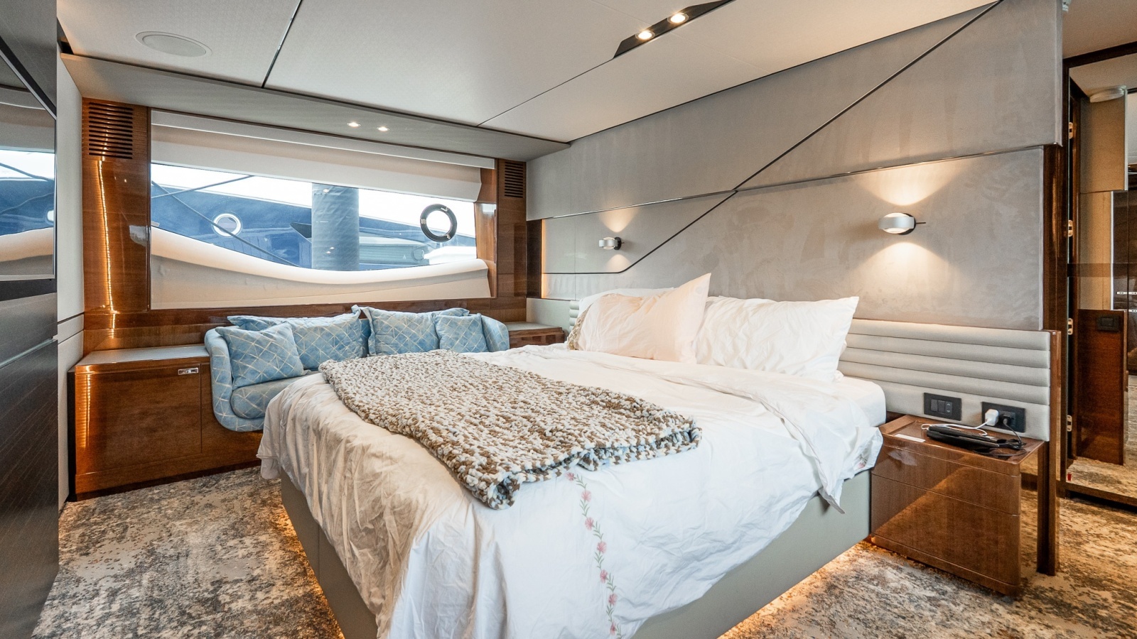 2019 Princess S78