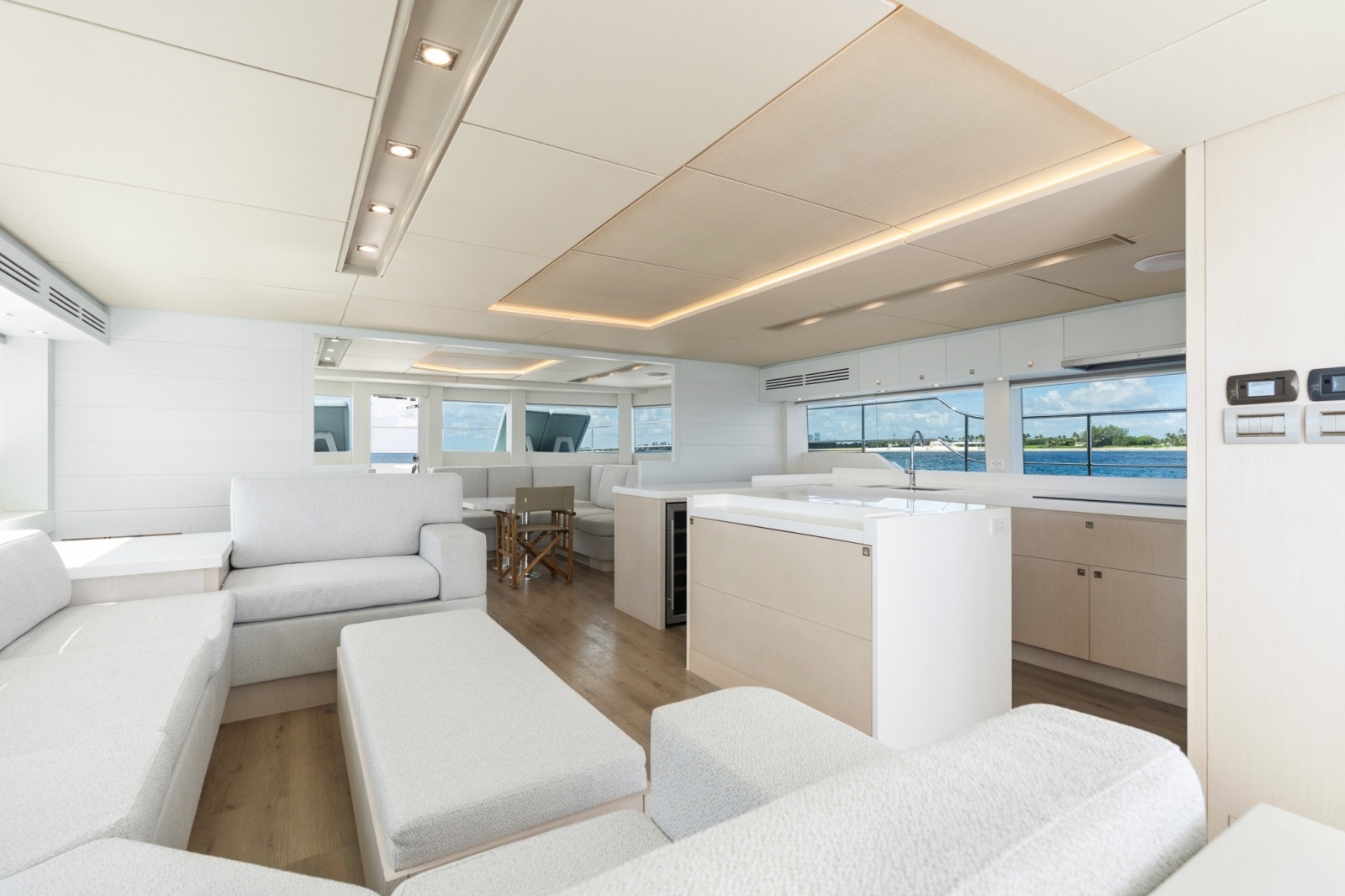 Two Oceans 555