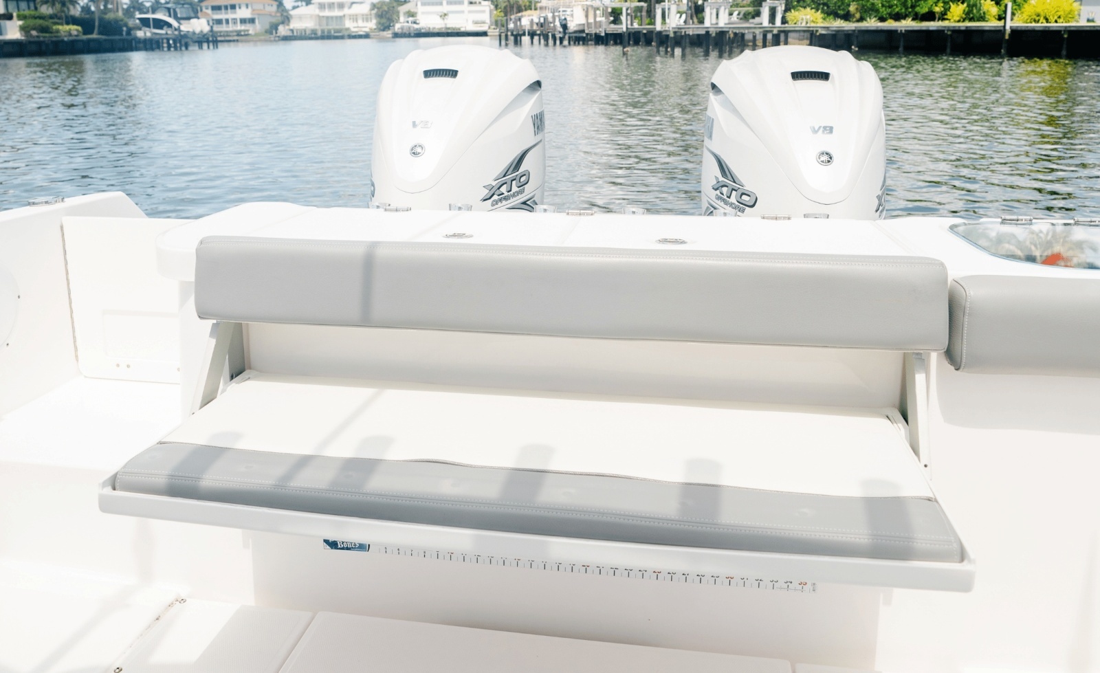 2024 Everglades 365CC