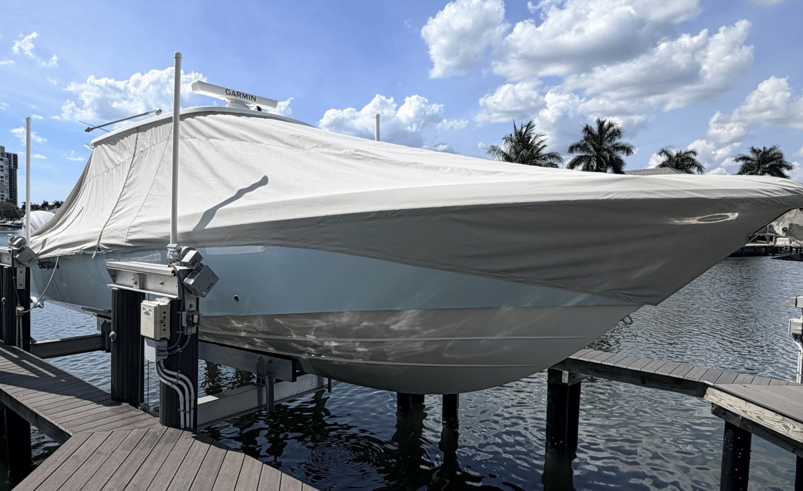 2024 Everglades 365CC