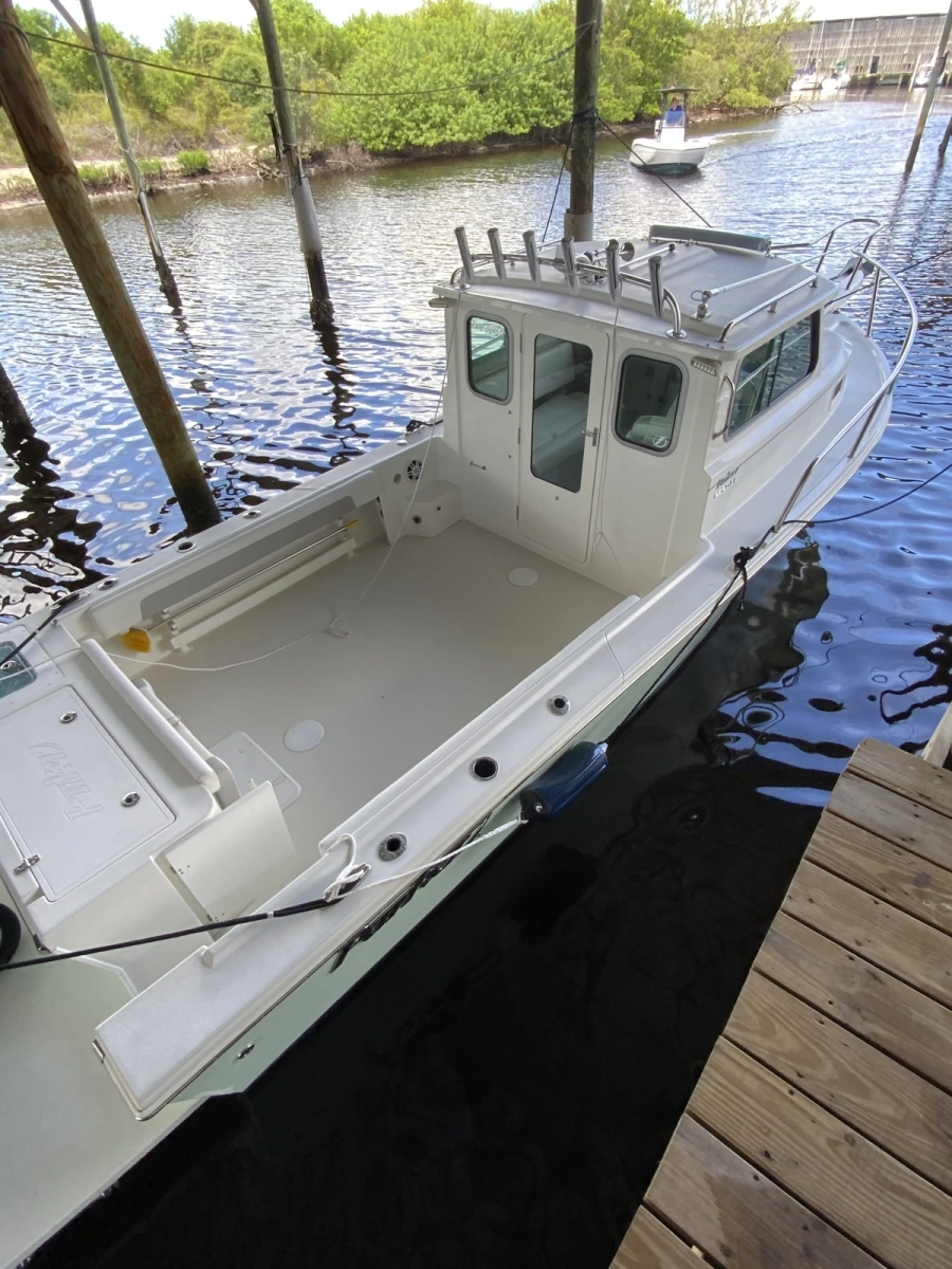 2022 Parker 2320 SC (Sport Cabin)