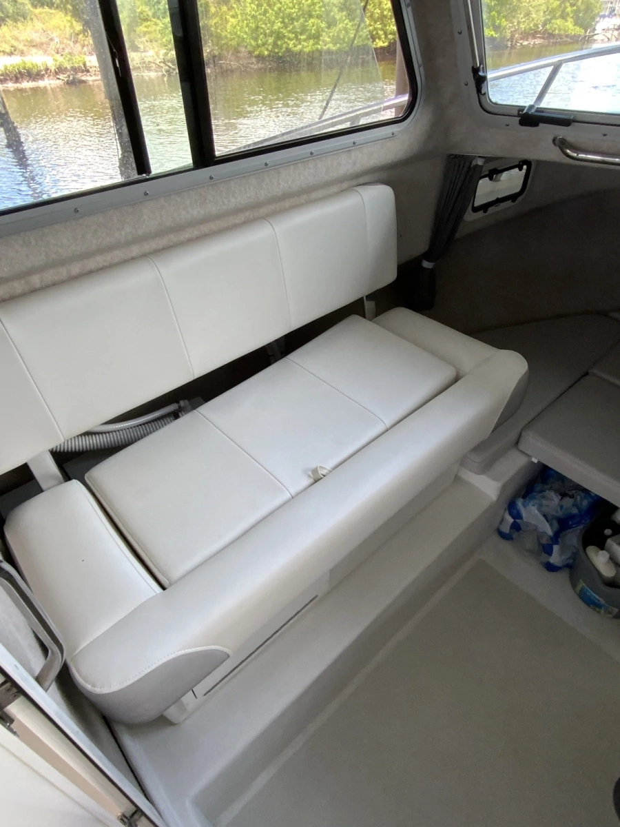 2022 Parker 2320 SC (Sport Cabin)