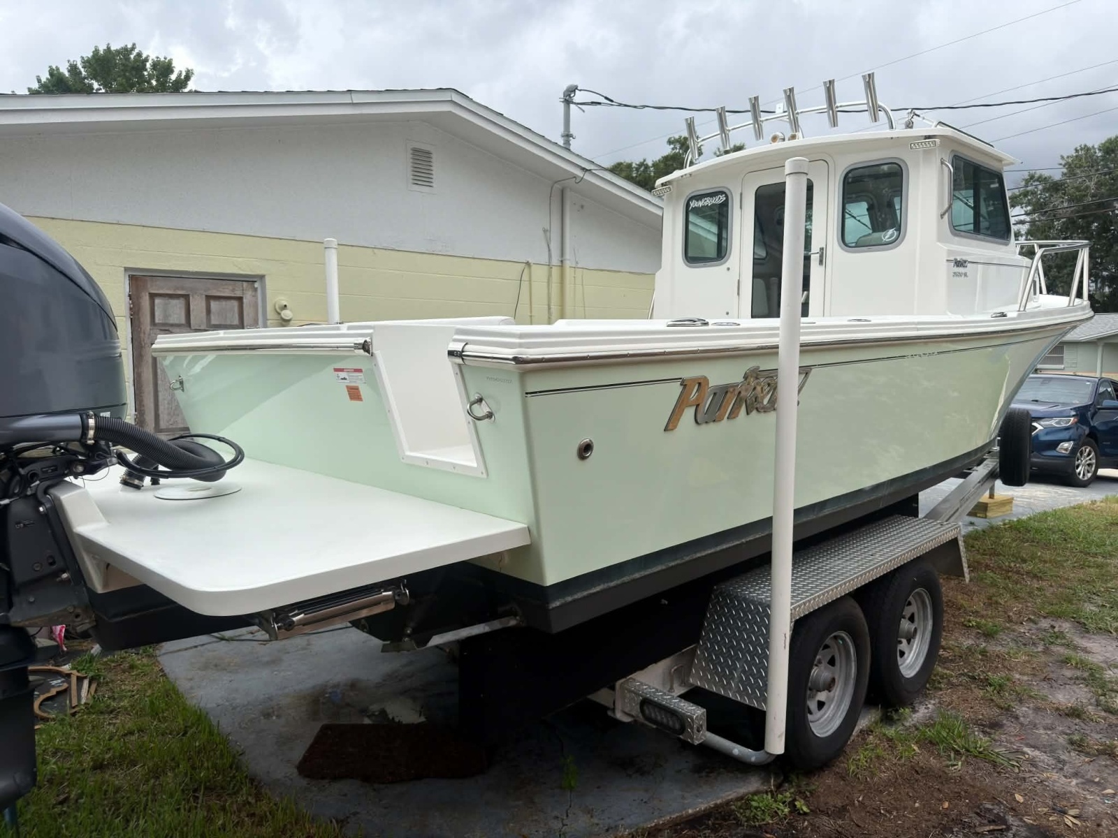 2022 Parker 2320 SC (Sport Cabin)