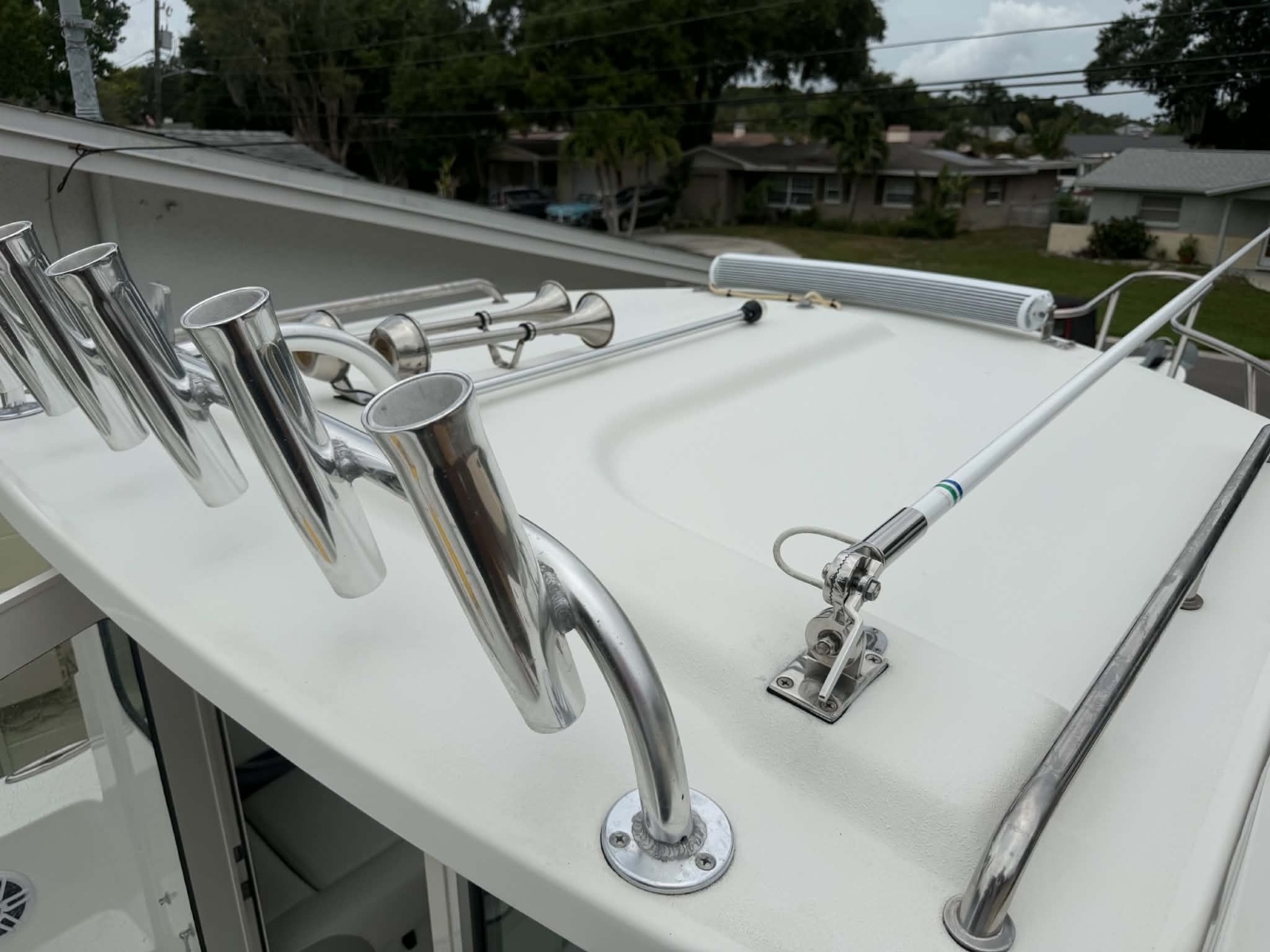 2022 Parker 2320 SC (Sport Cabin)