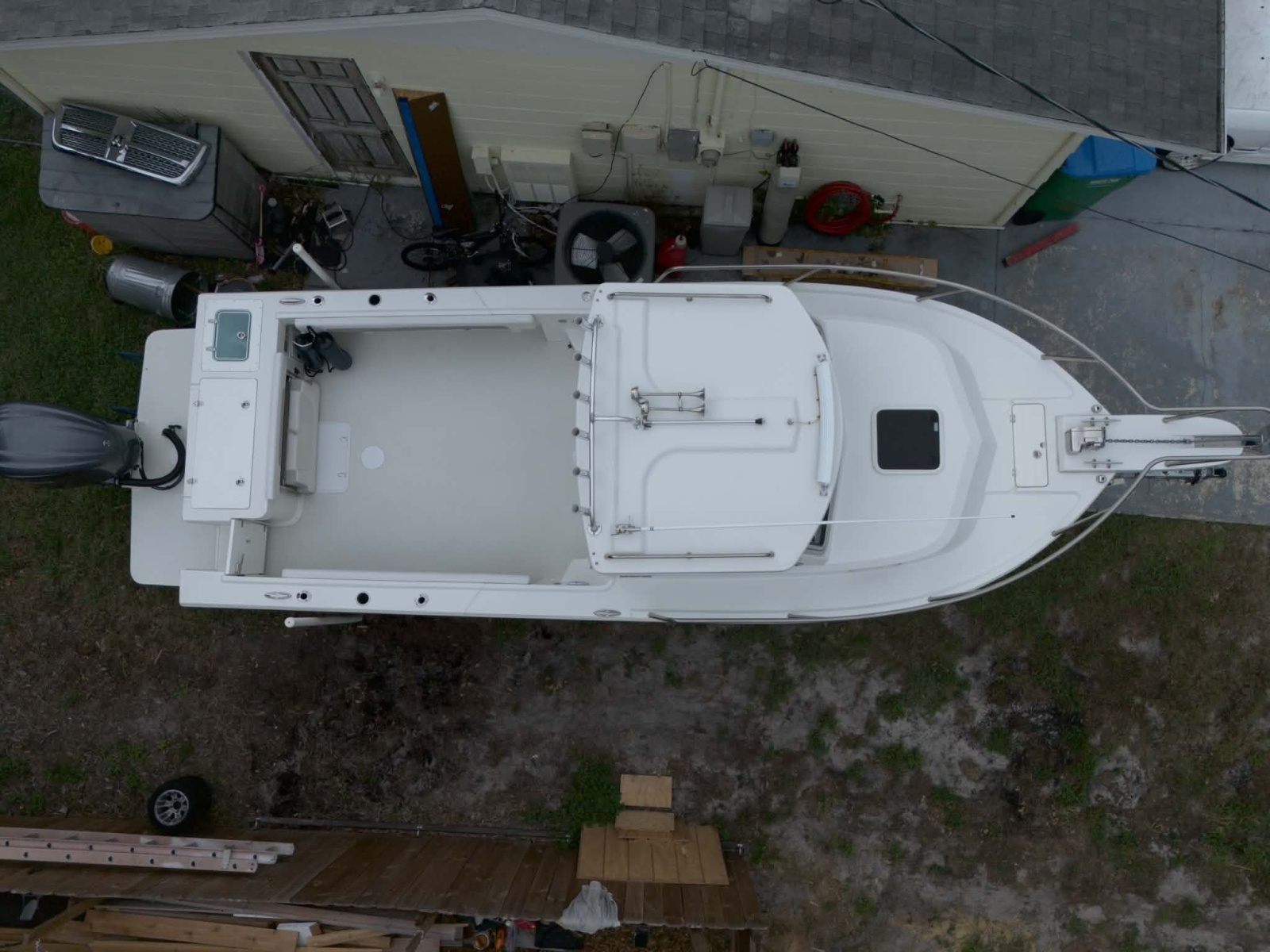 2022 Parker 2320 SC (Sport Cabin)