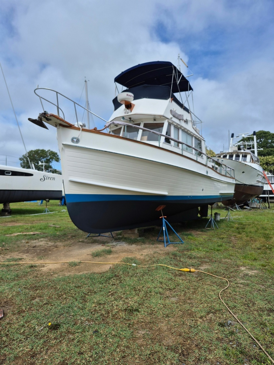 1983 Grand Banks Classic 36