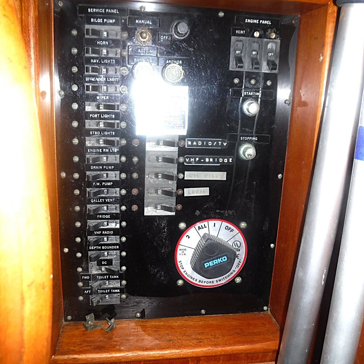1983 Grand Banks Classic 36