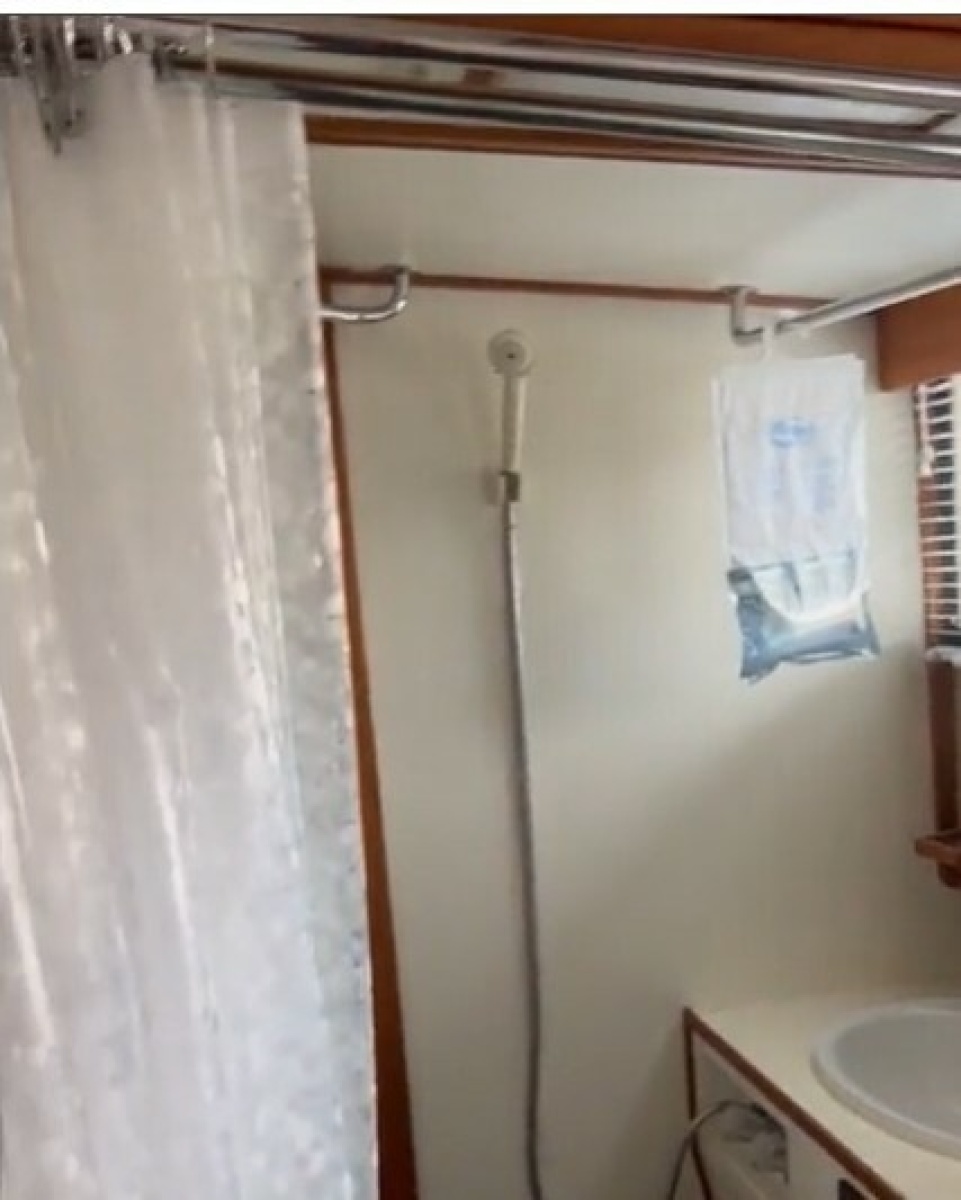 1983 Grand Banks Classic 36