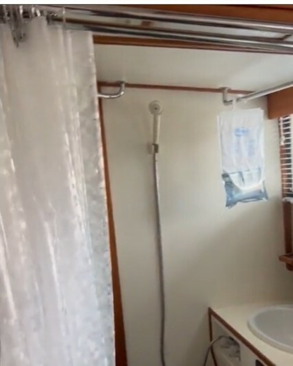 1983 Grand Banks Classic 36