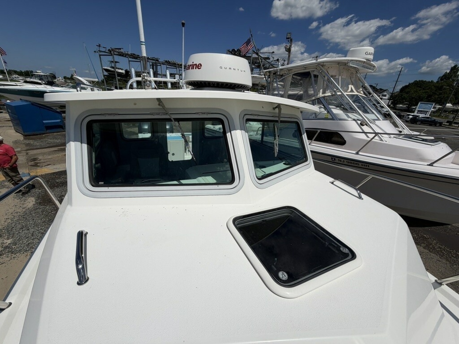 2018 Parker 2520 XL Sports Cabin