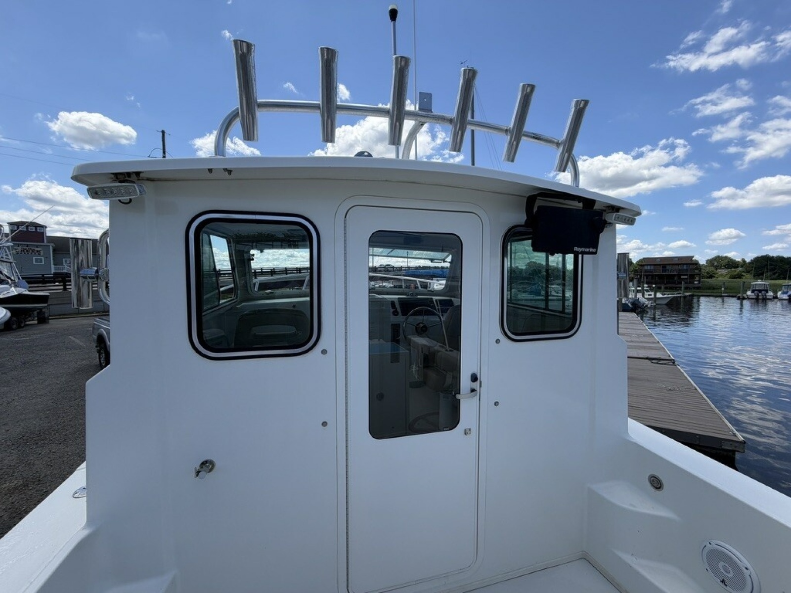 2018 Parker 2520 XL Sports Cabin