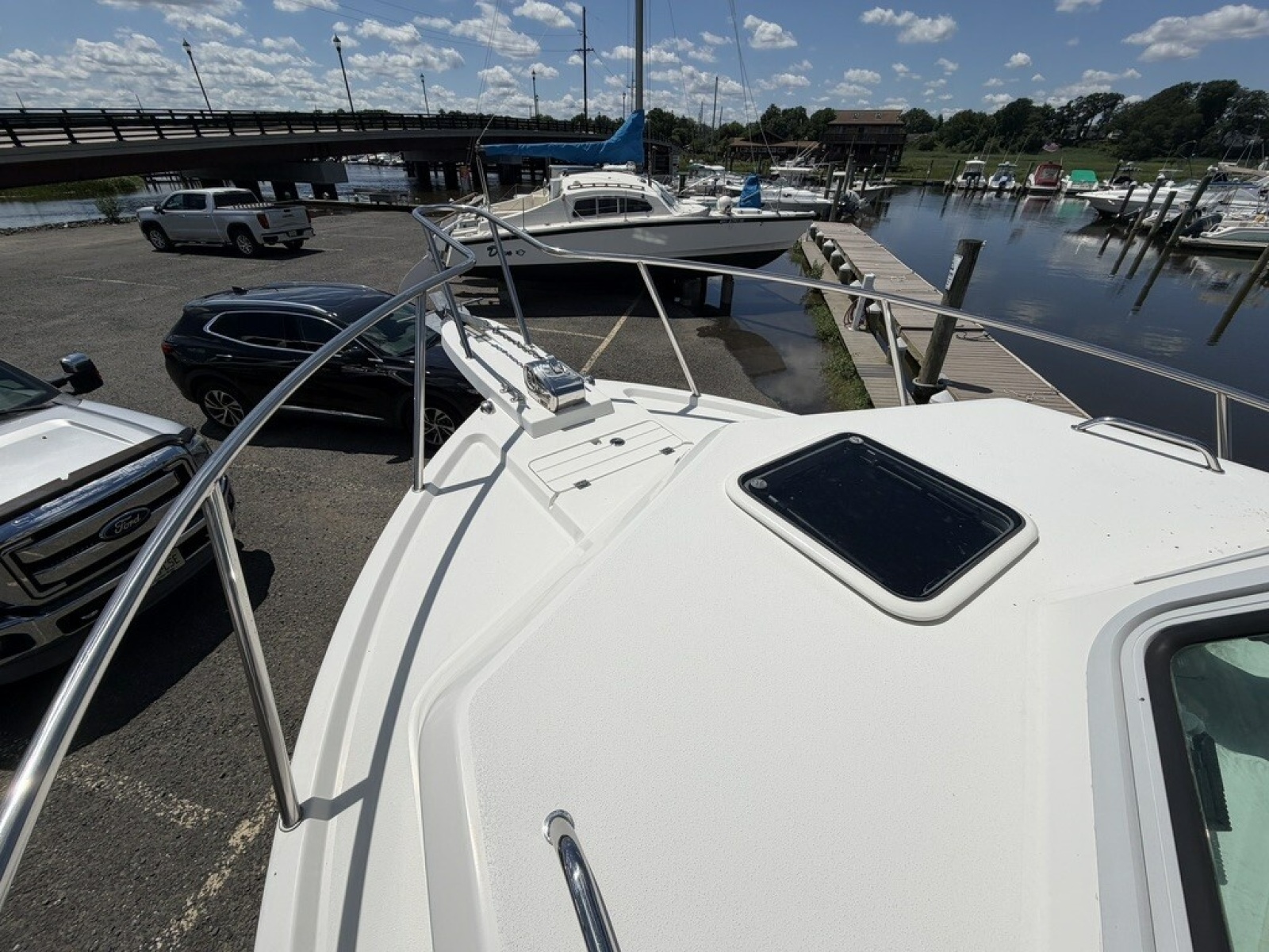 2018 Parker 2520 XL Sports Cabin
